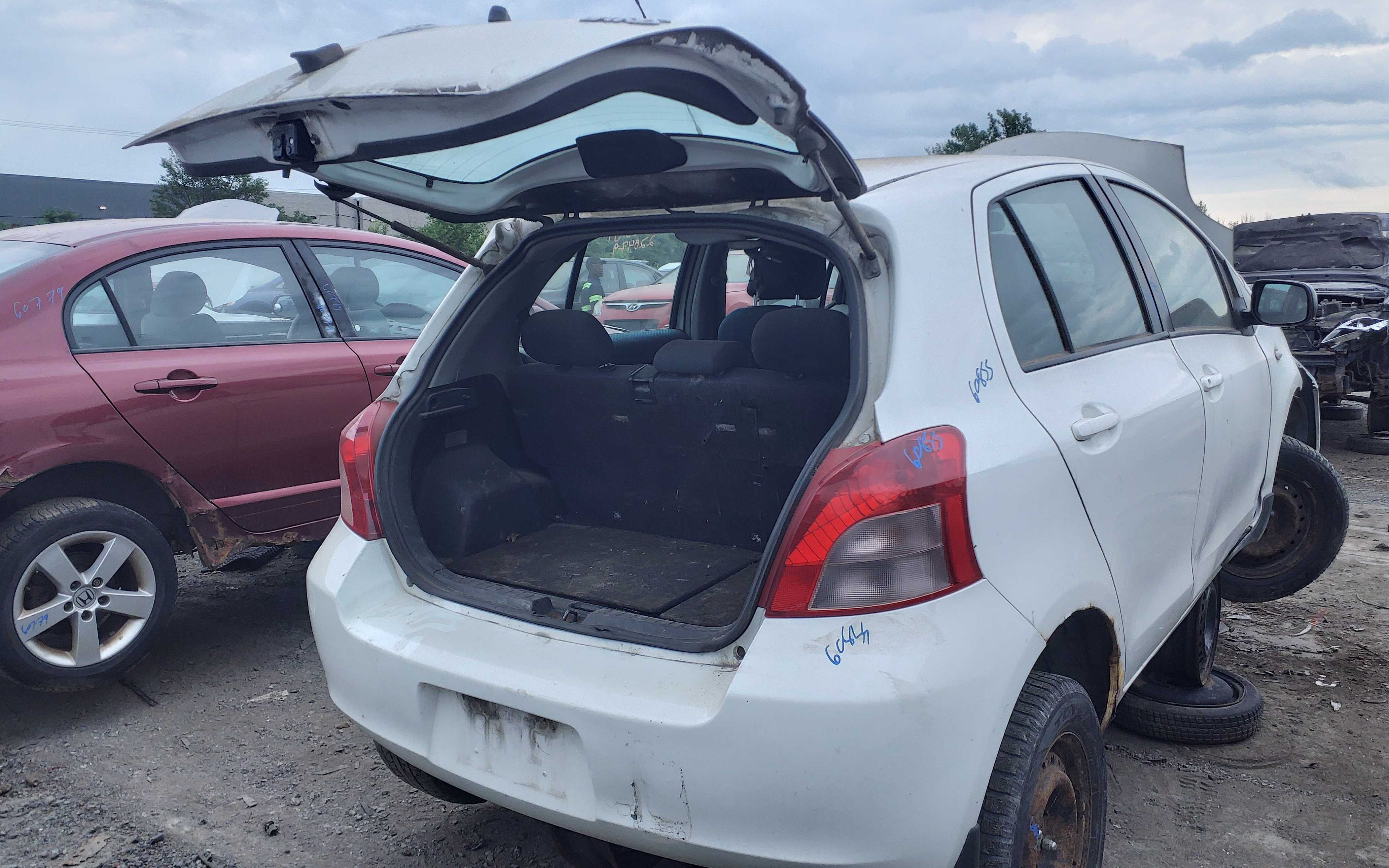 TOYOTA YARIS 2008