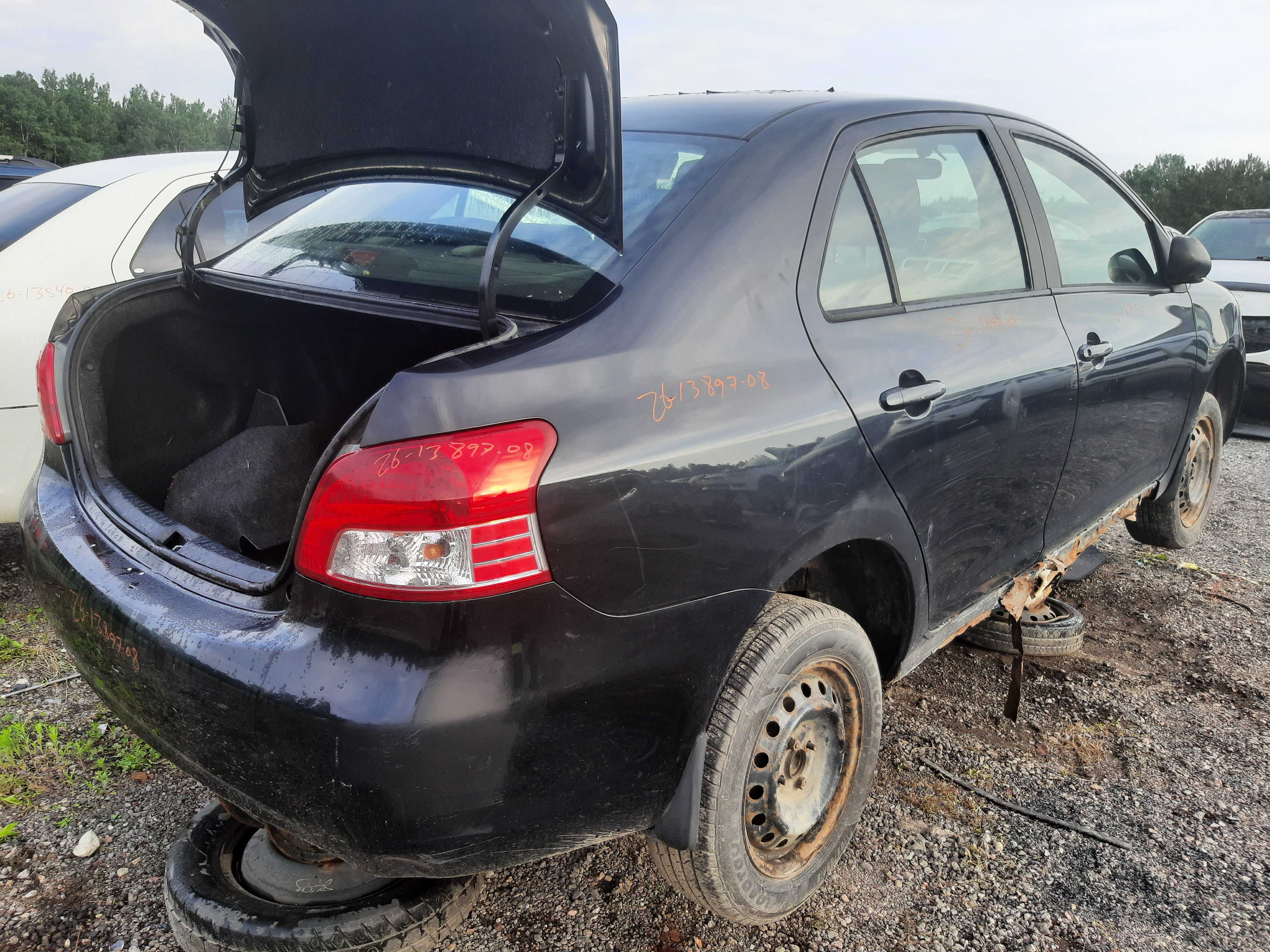 TOYOTA YARIS 2008