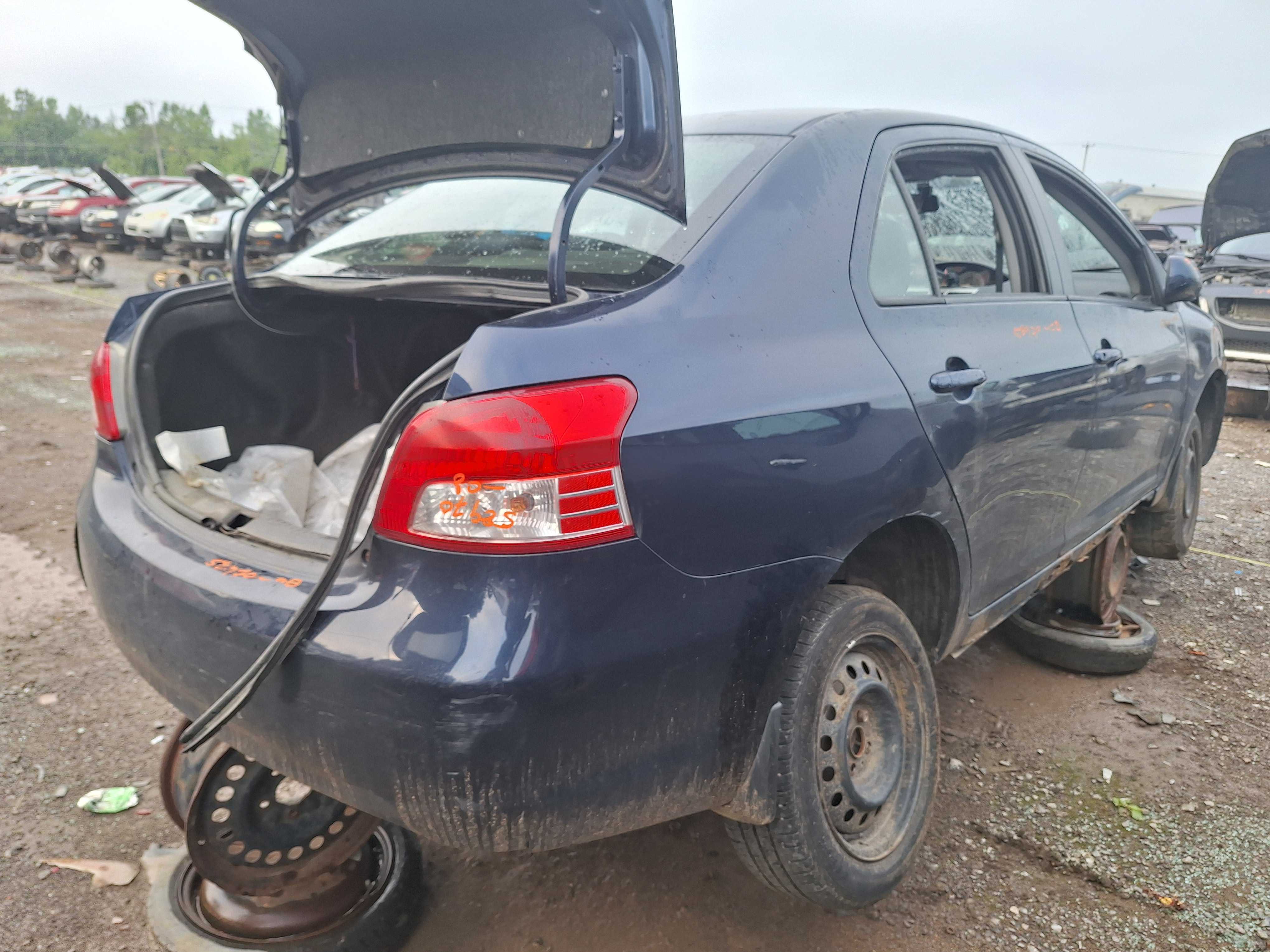 TOYOTA YARIS 2008