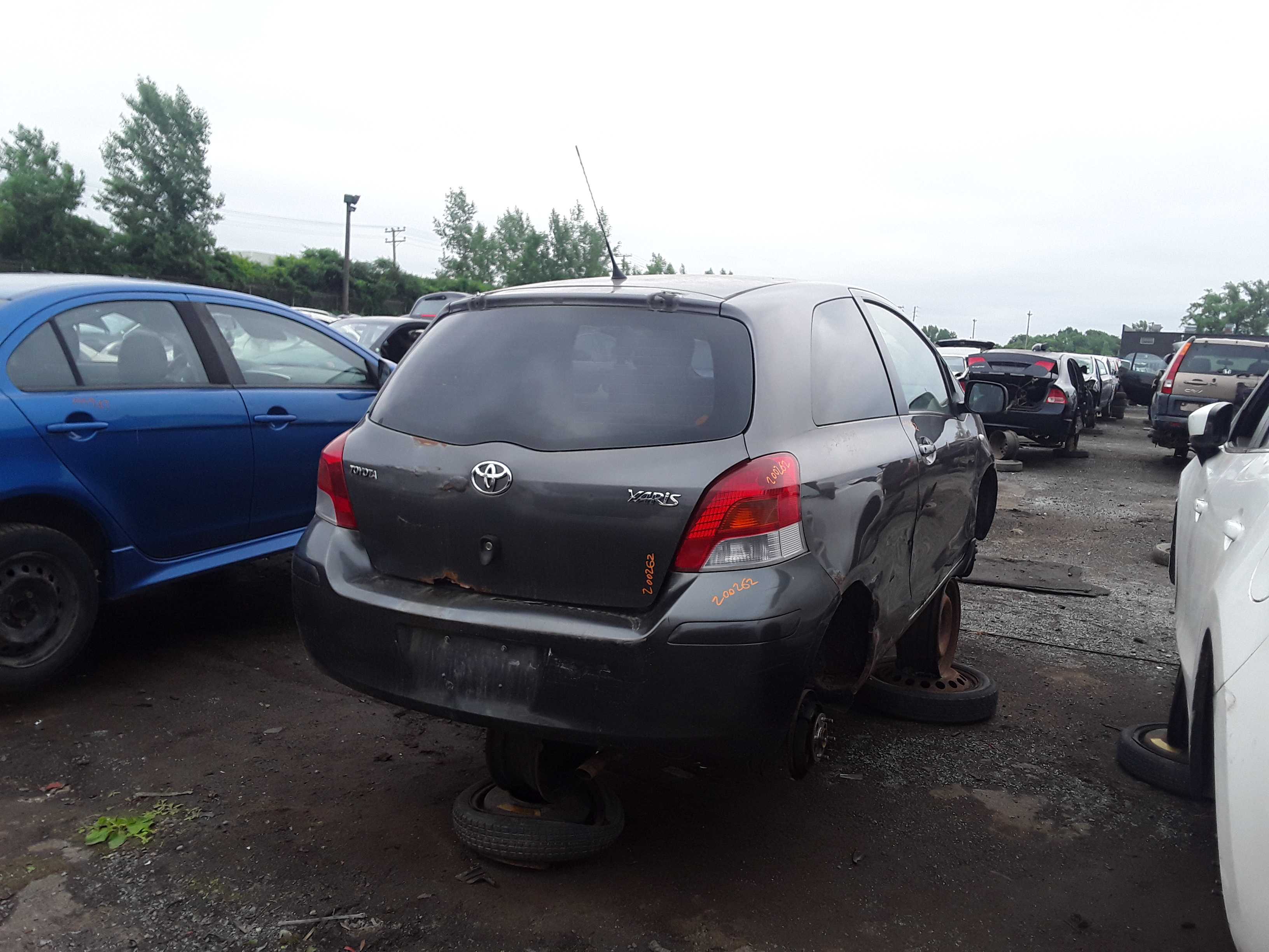TOYOTA YARIS 2009