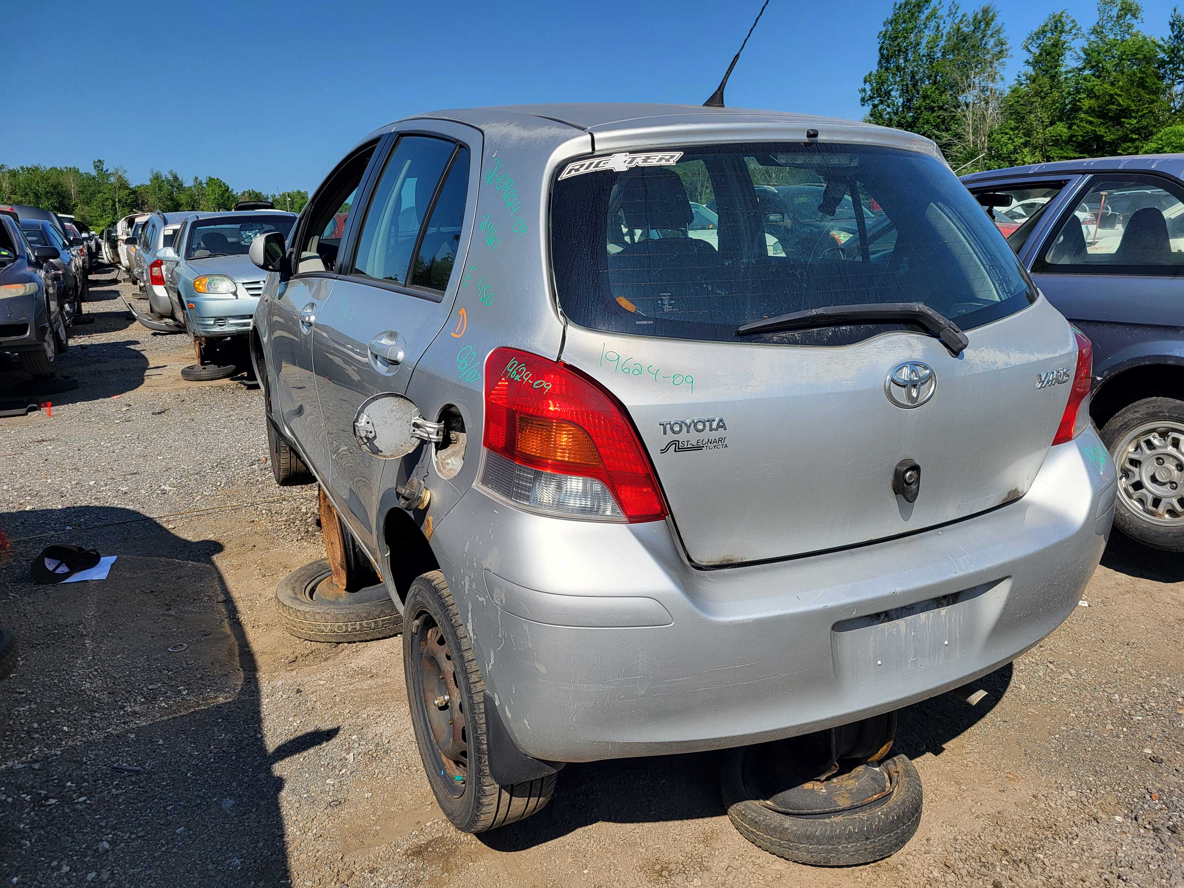 TOYOTA YARIS 2009