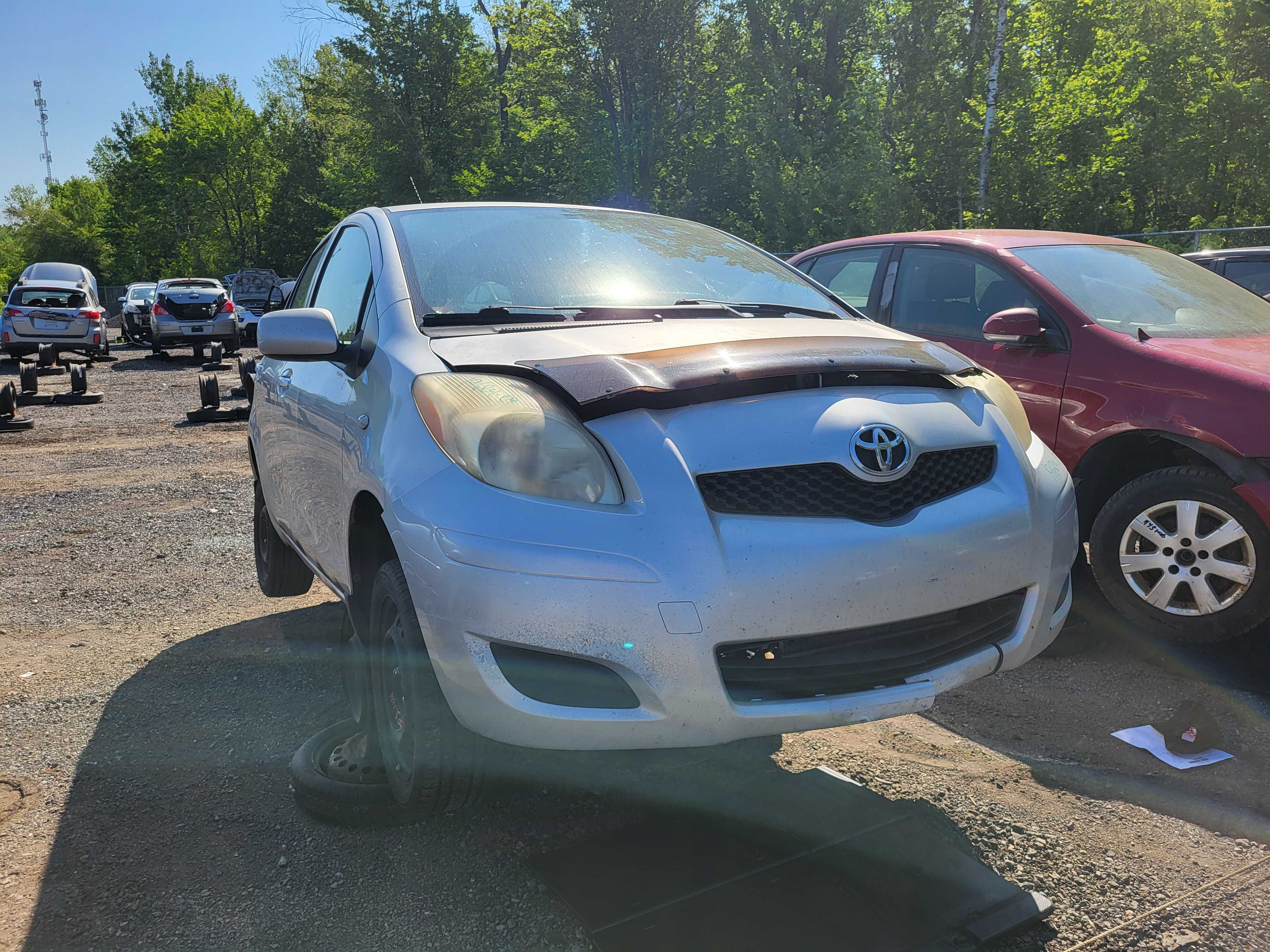 TOYOTA YARIS 2009