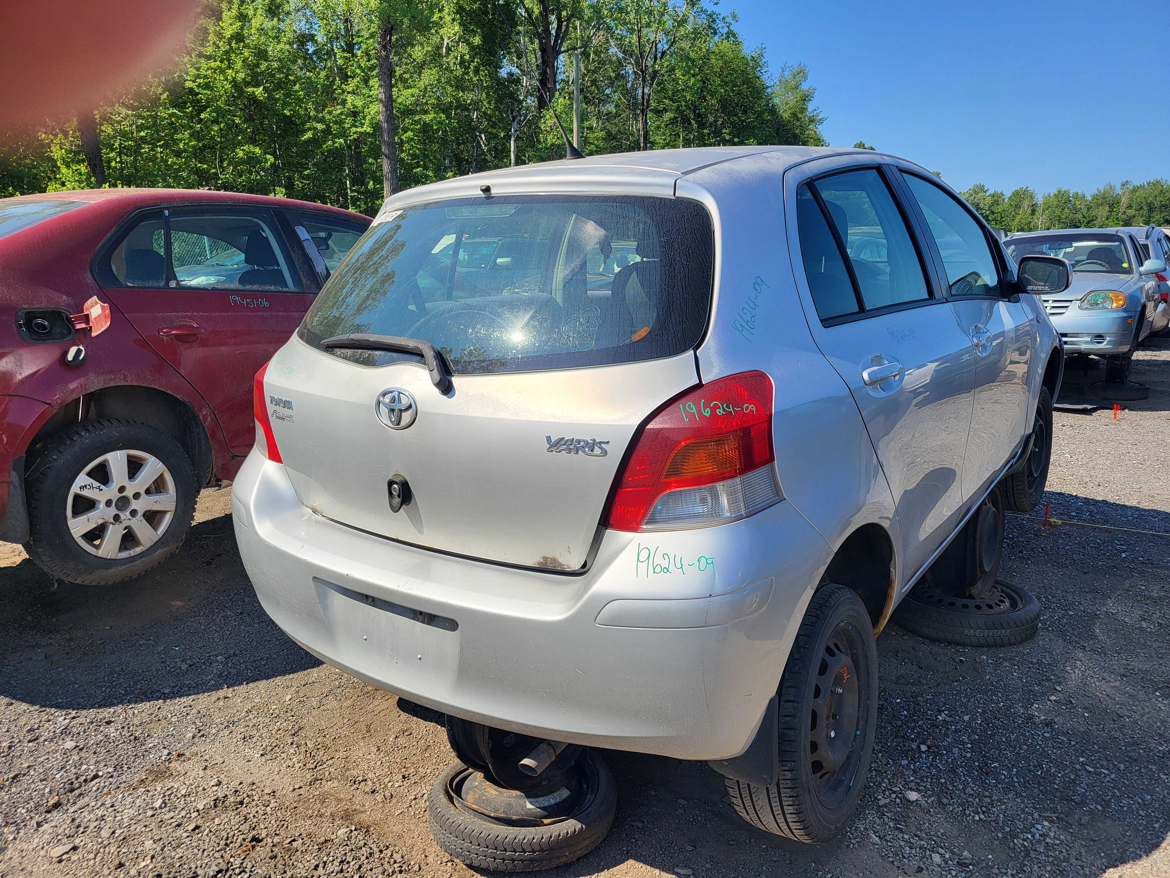 TOYOTA YARIS 2009