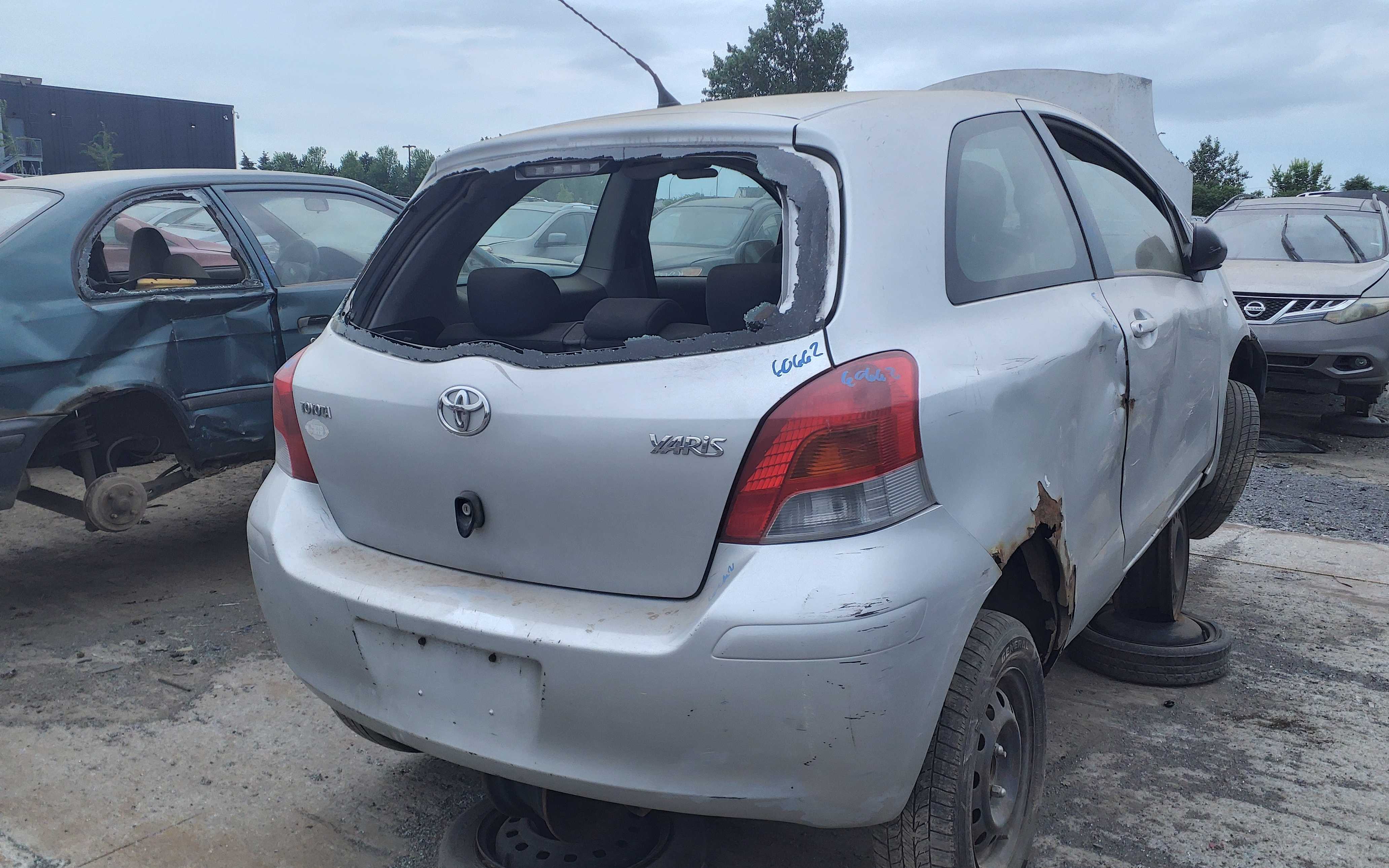 TOYOTA YARIS 2009