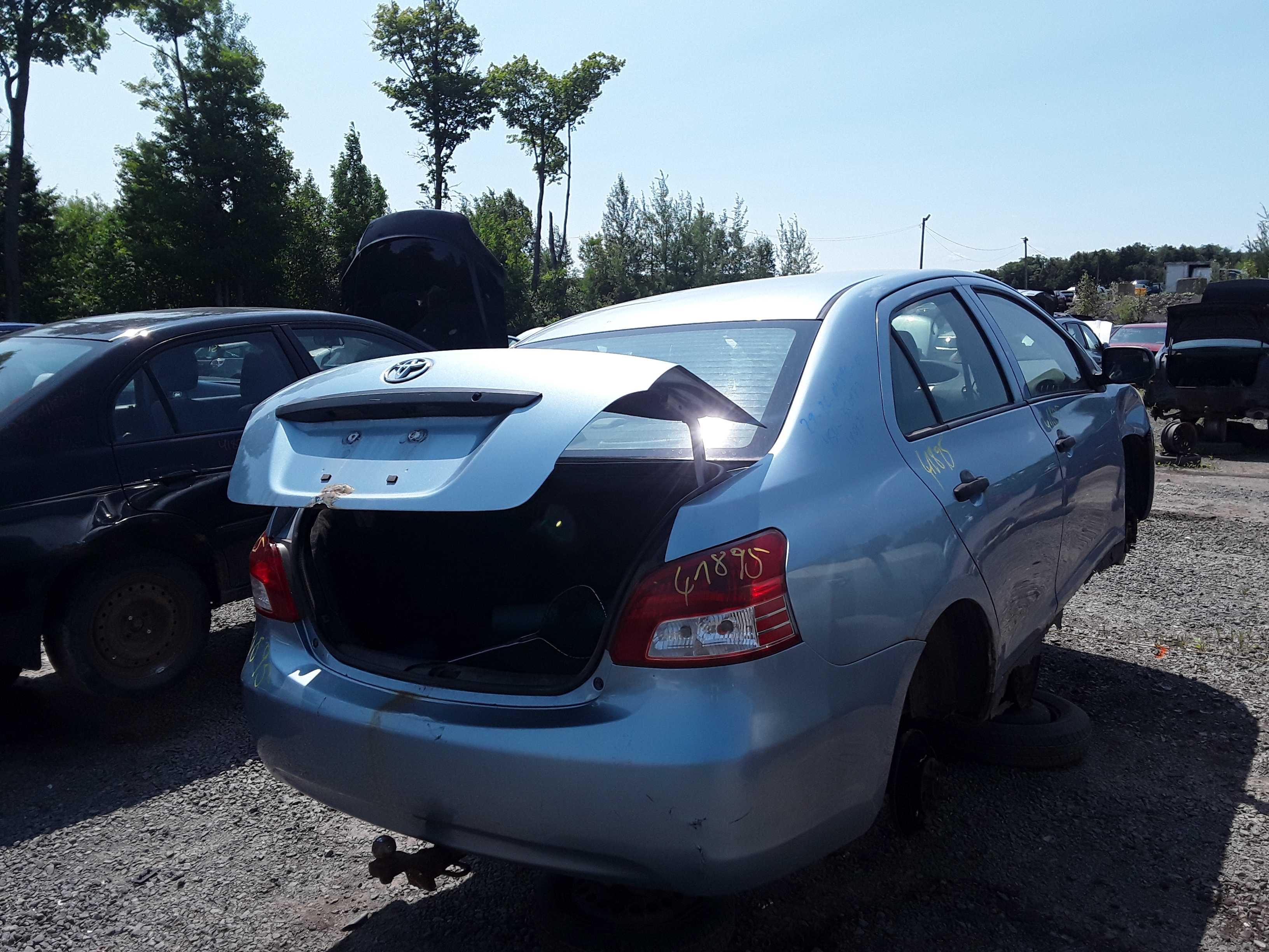 TOYOTA YARIS 2009