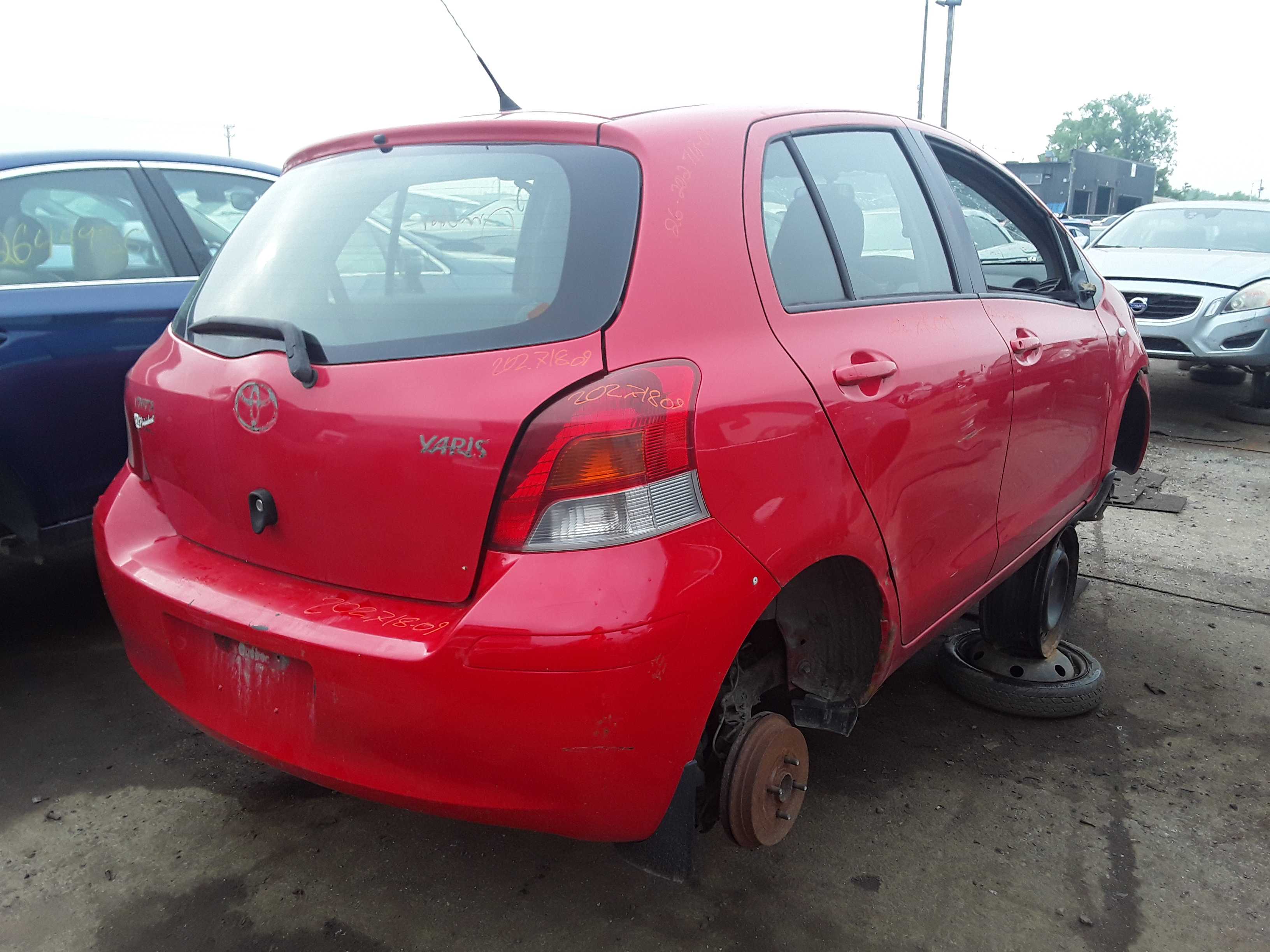 TOYOTA YARIS 2009