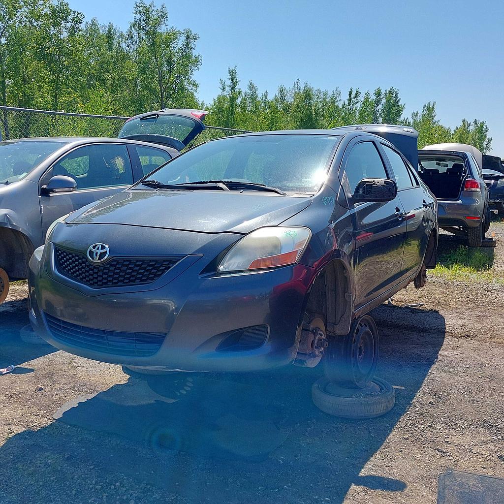 TOYOTA YARIS 2011