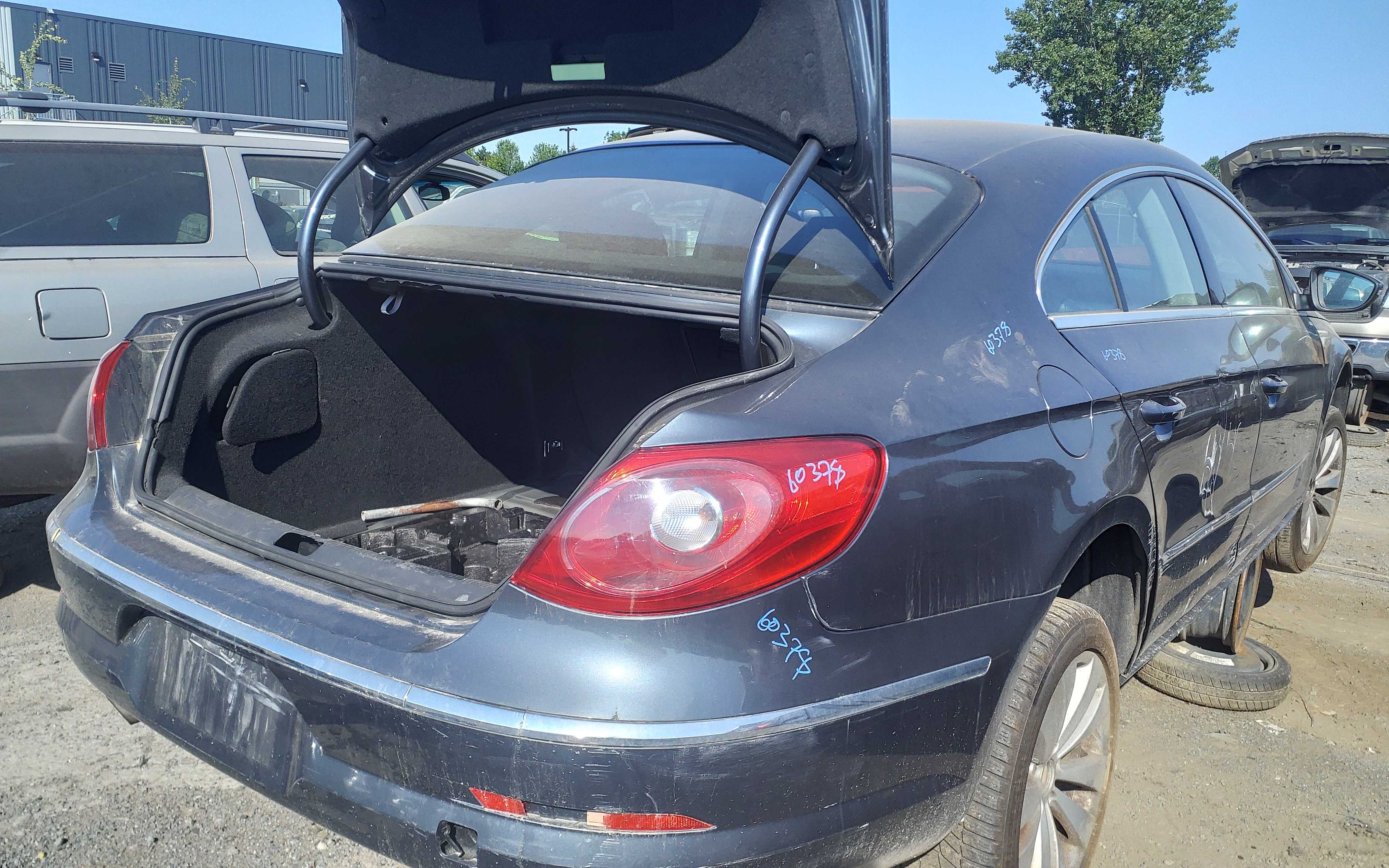 VOLKSWAGEN CC 2010