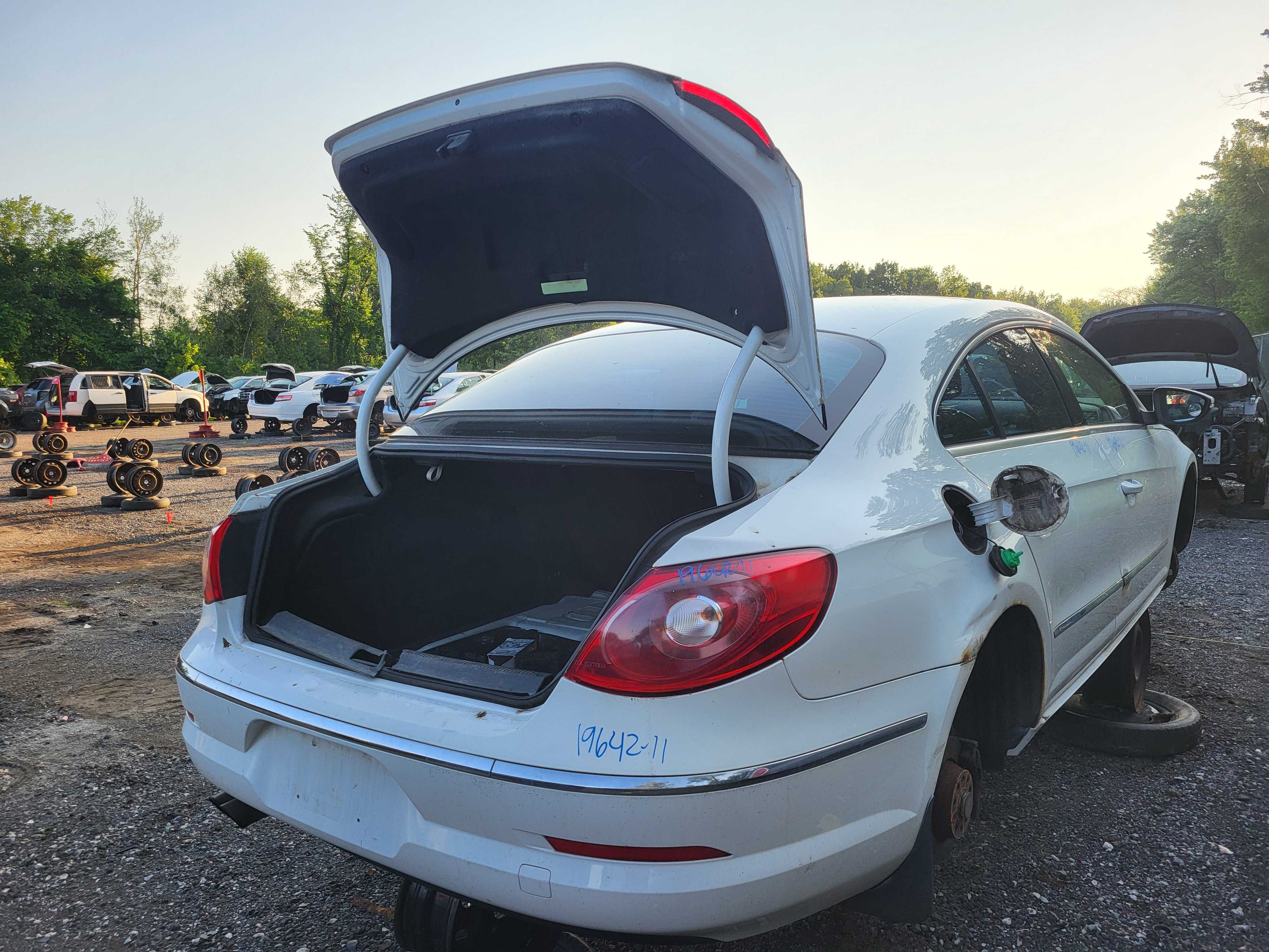 VOLKSWAGEN CC 2011