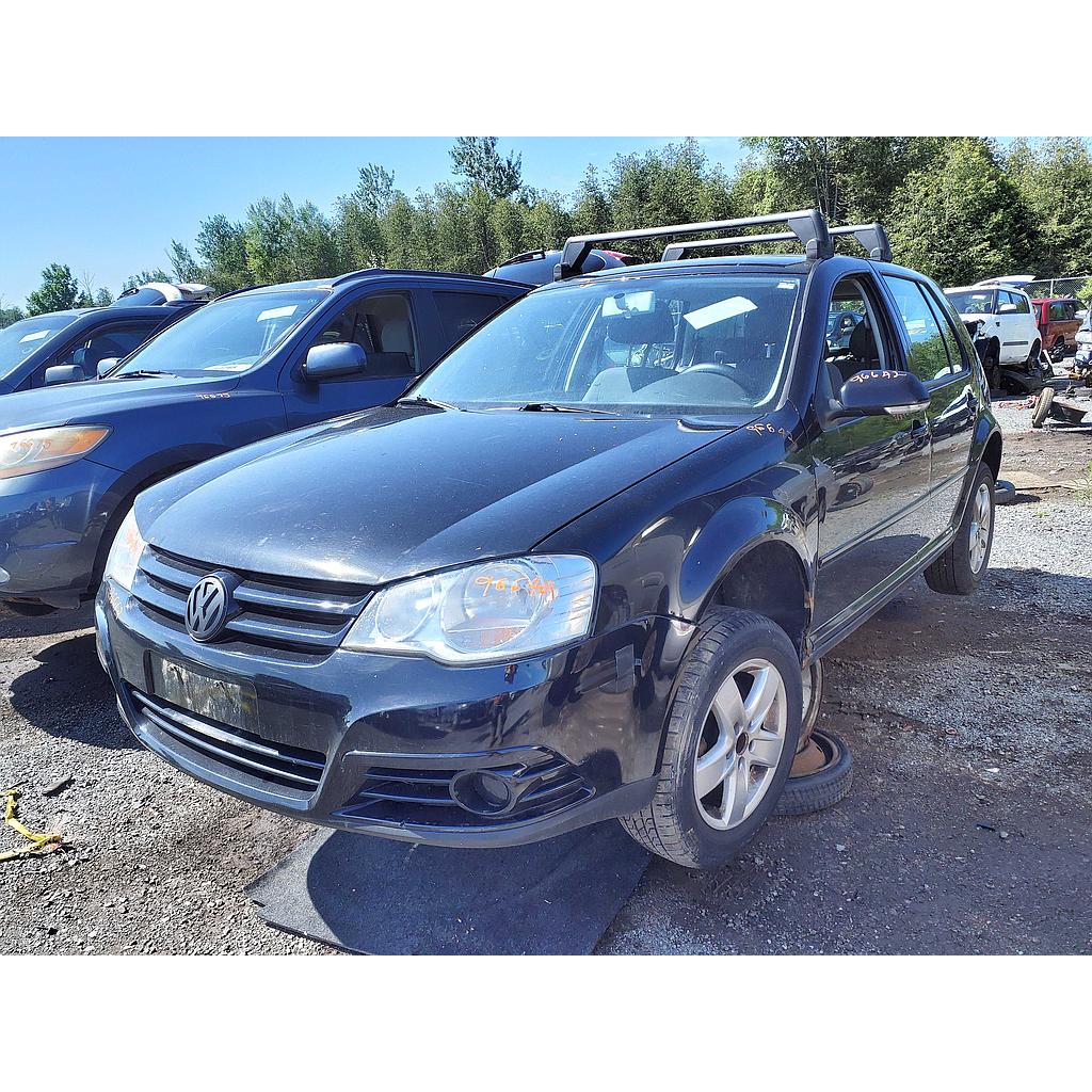 VOLKSWAGEN GOLF 2010