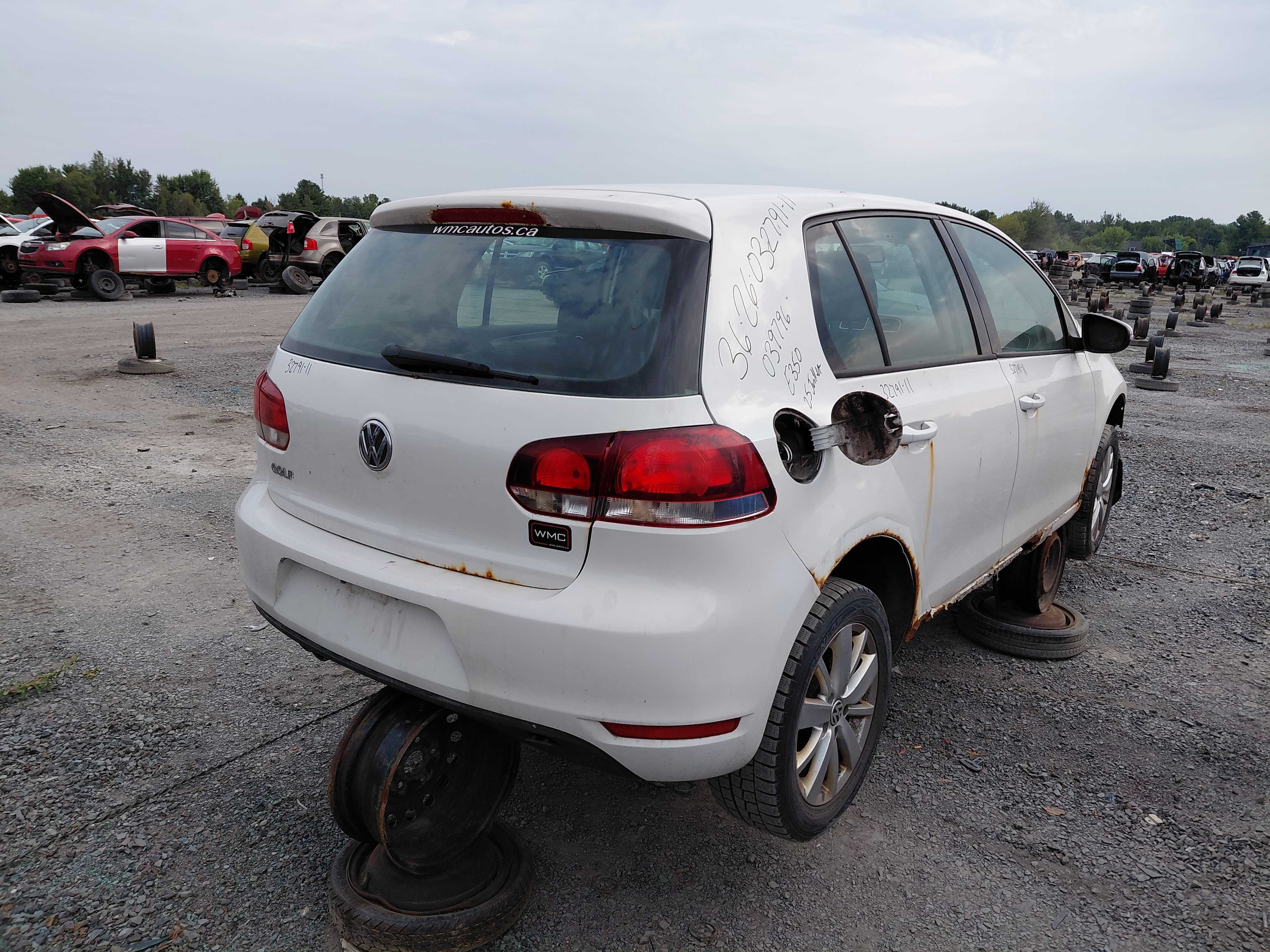 VOLKSWAGEN GOLF 2011