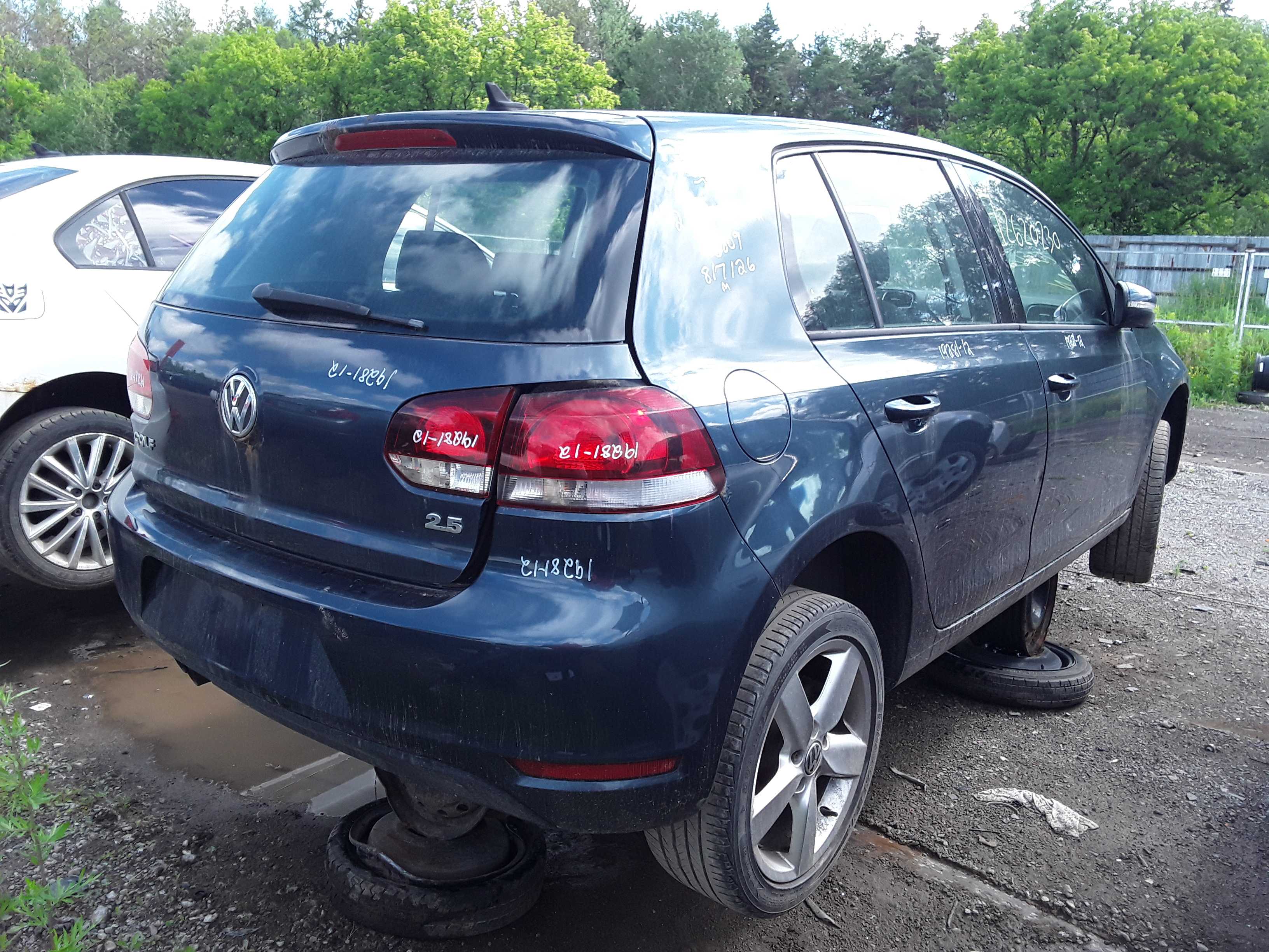 VOLKSWAGEN GOLF 2012