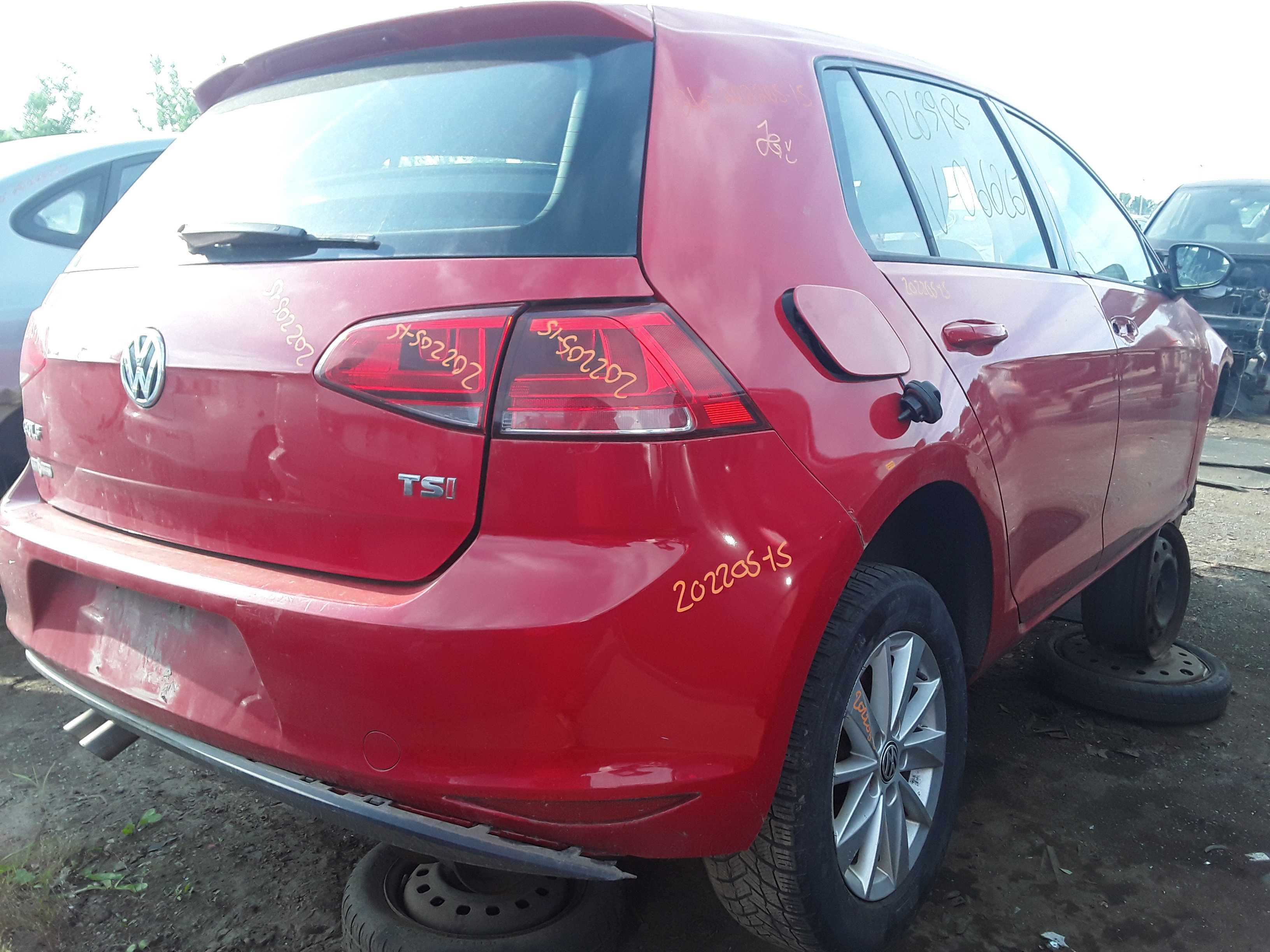 VOLKSWAGEN GOLF 2015