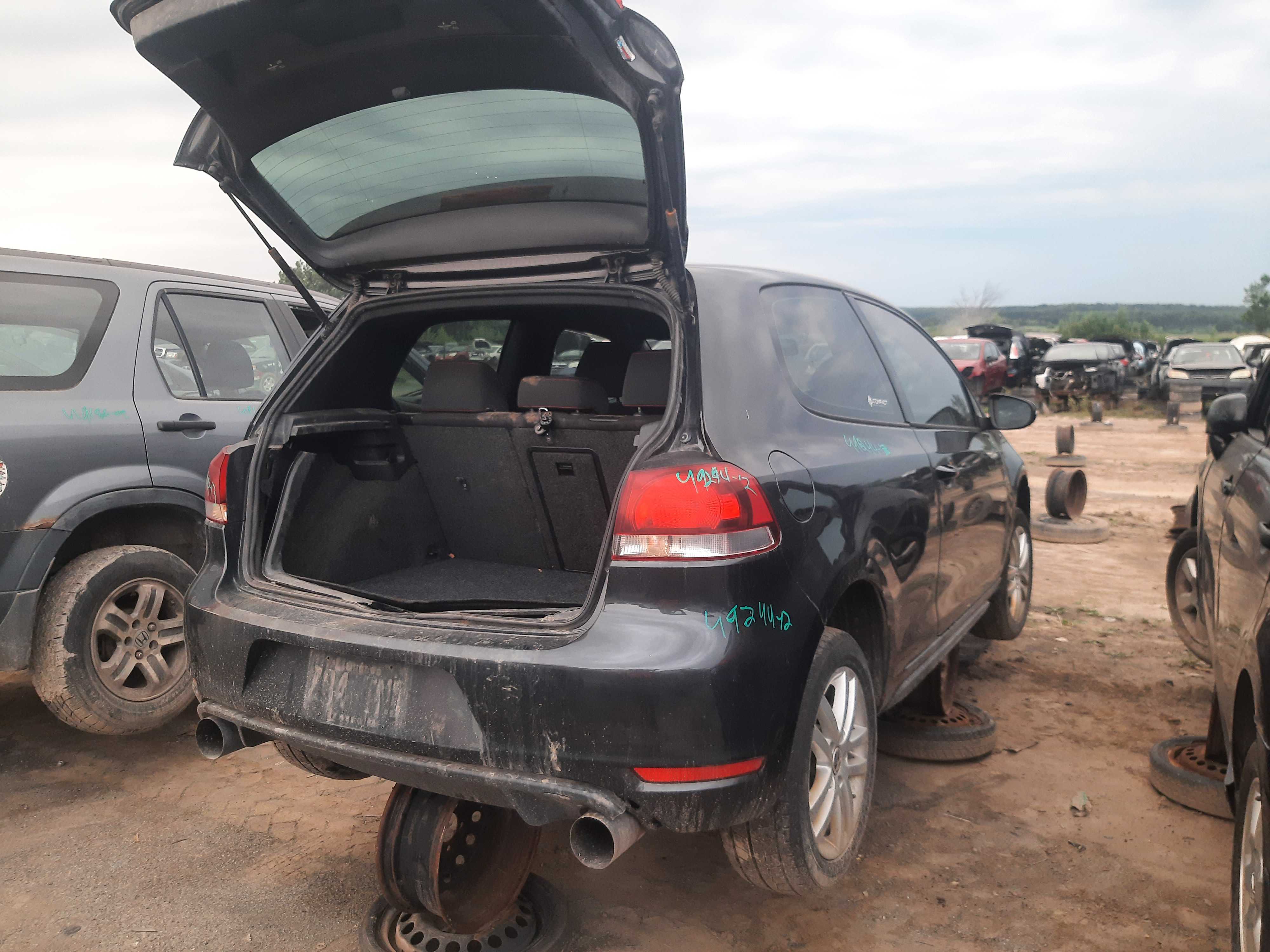 VOLKSWAGEN GTI 2013