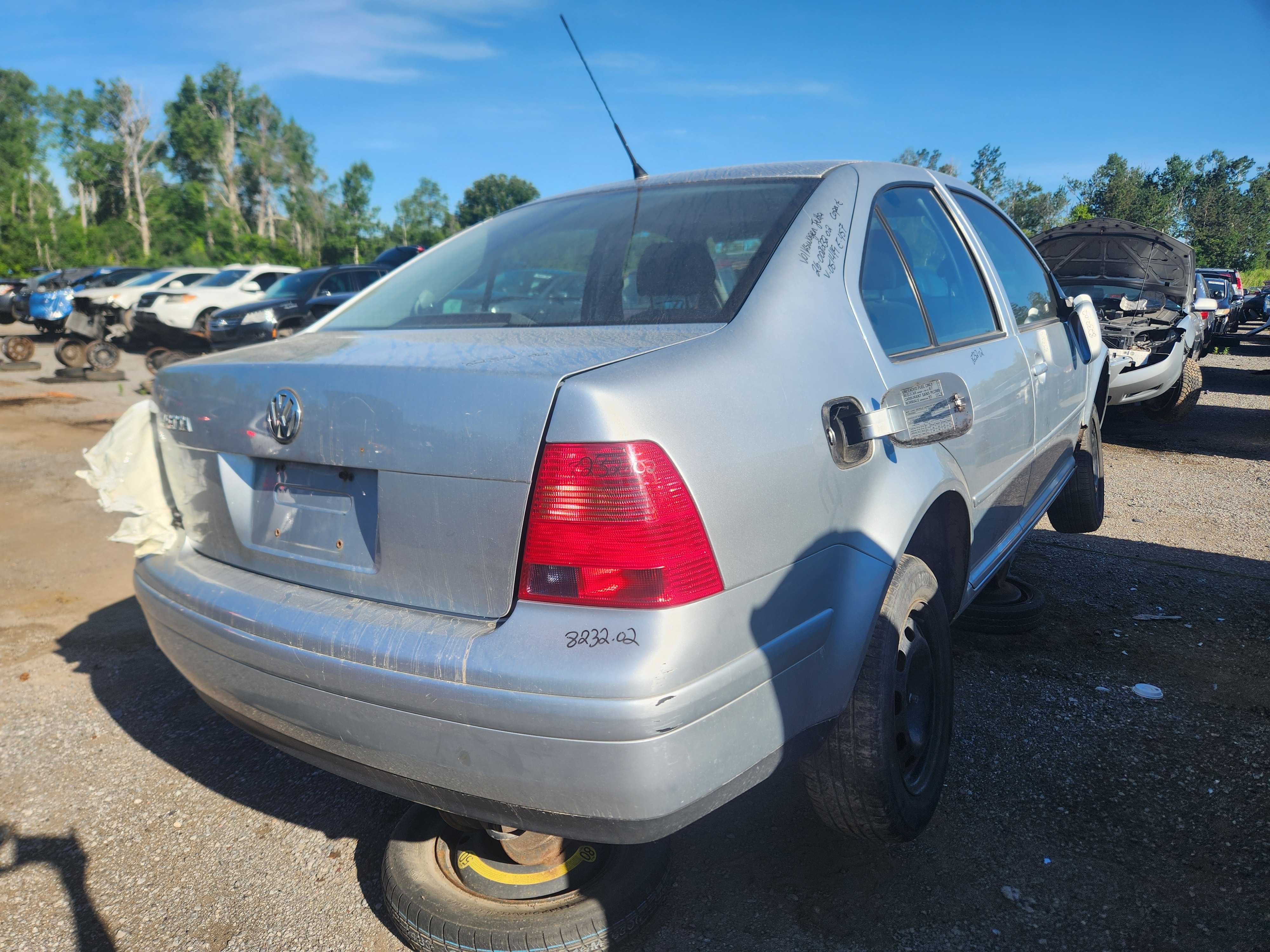 VOLKSWAGEN JETTA 2002