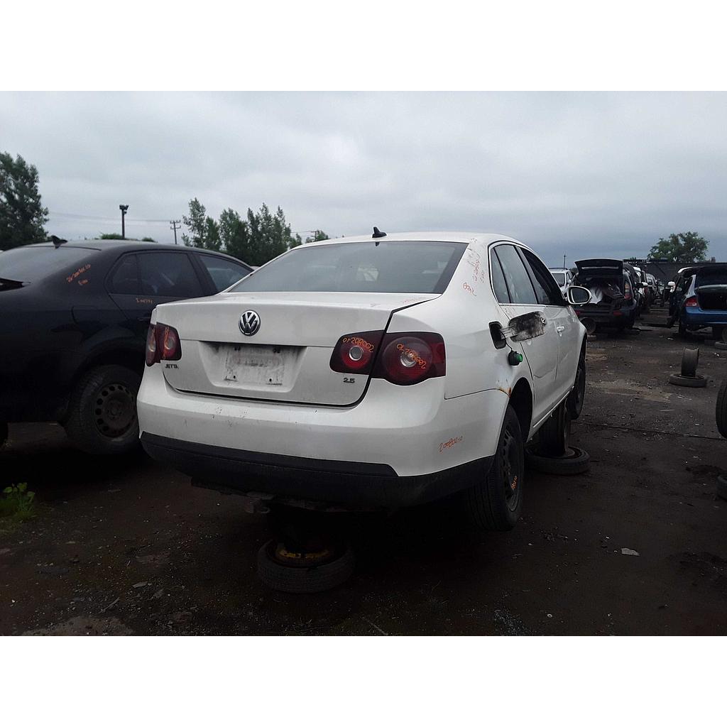 VOLKSWAGEN JETTA 2010