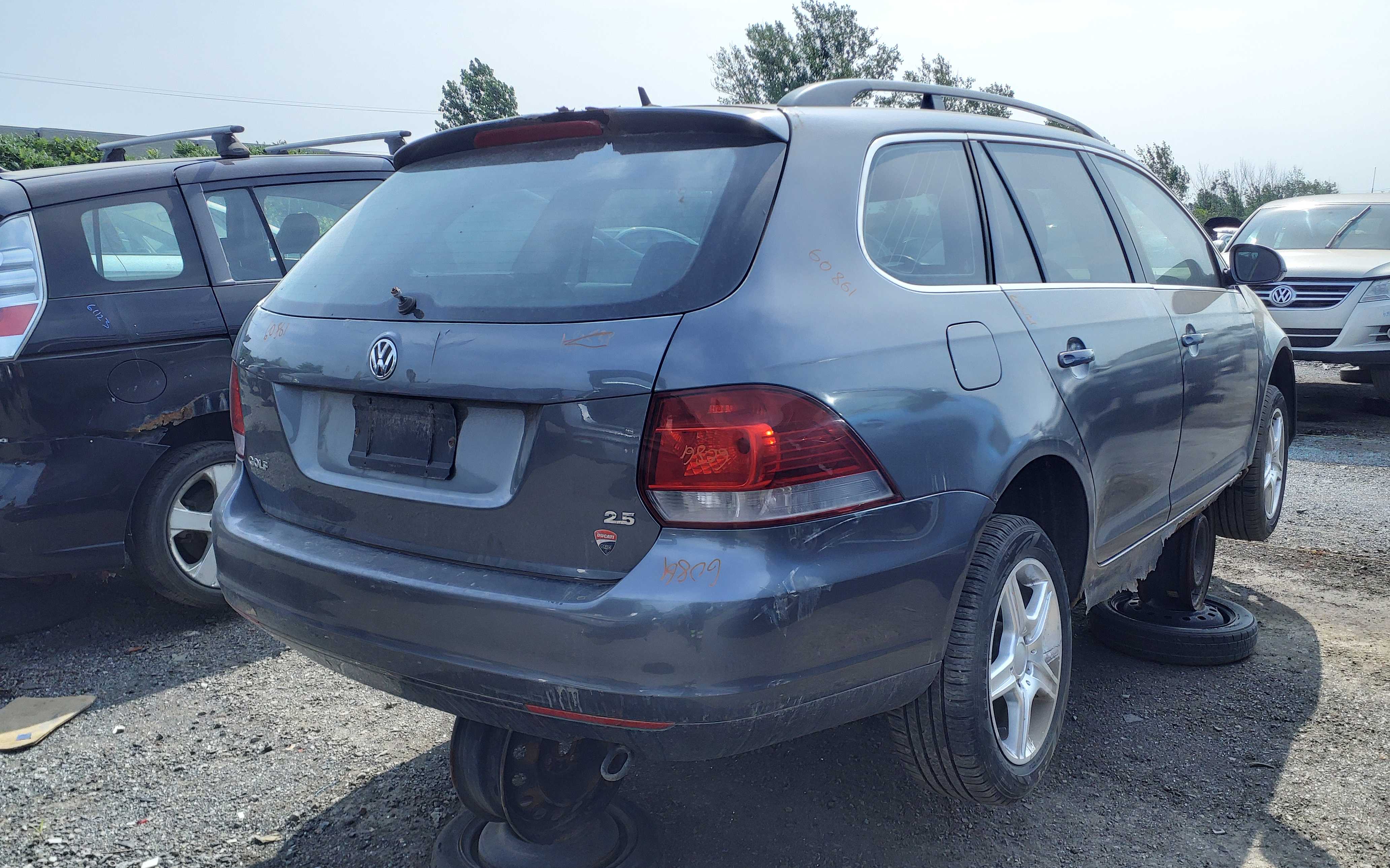 VOLKSWAGEN JETTA 2010