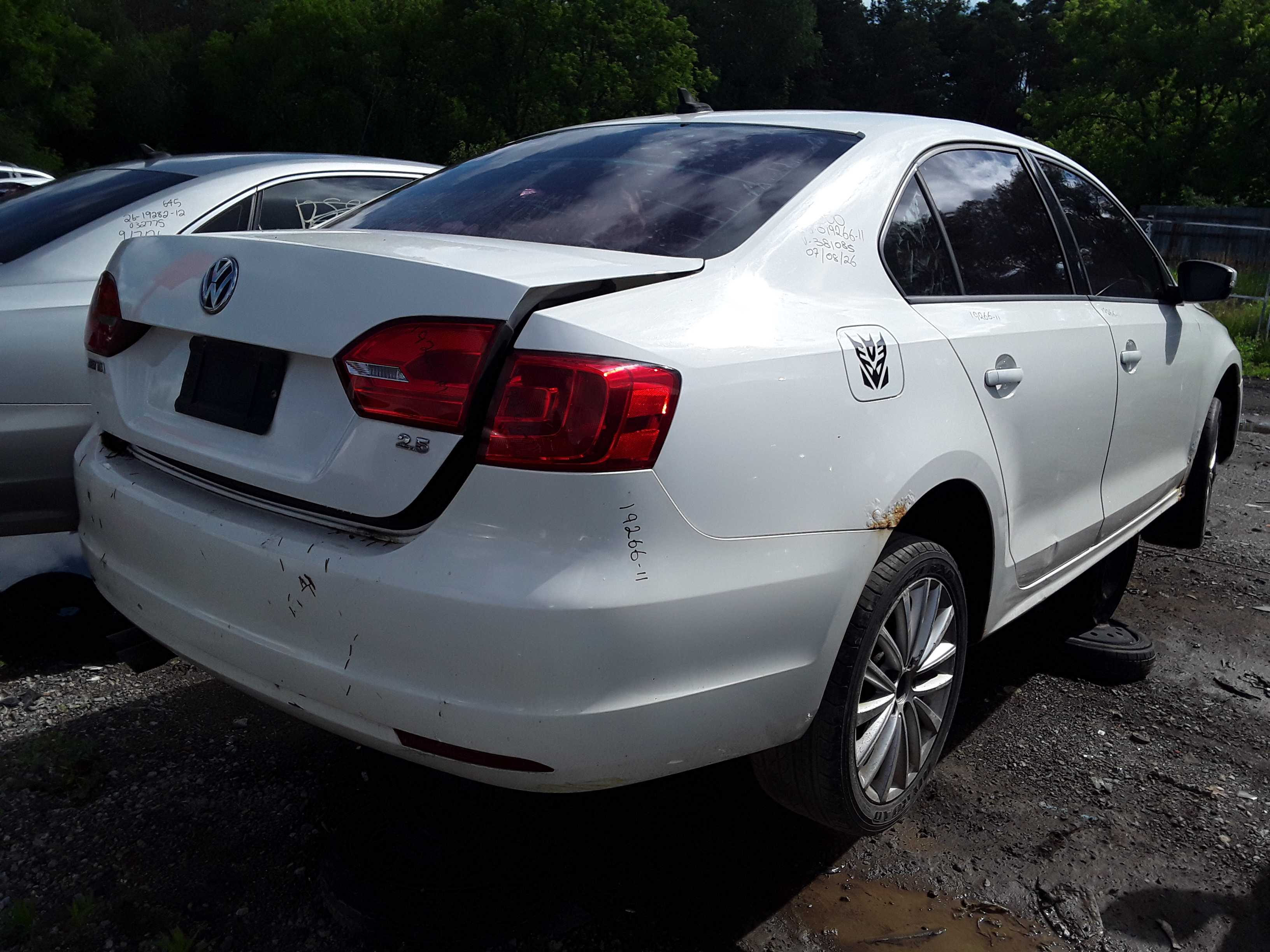 VOLKSWAGEN JETTA 2011
