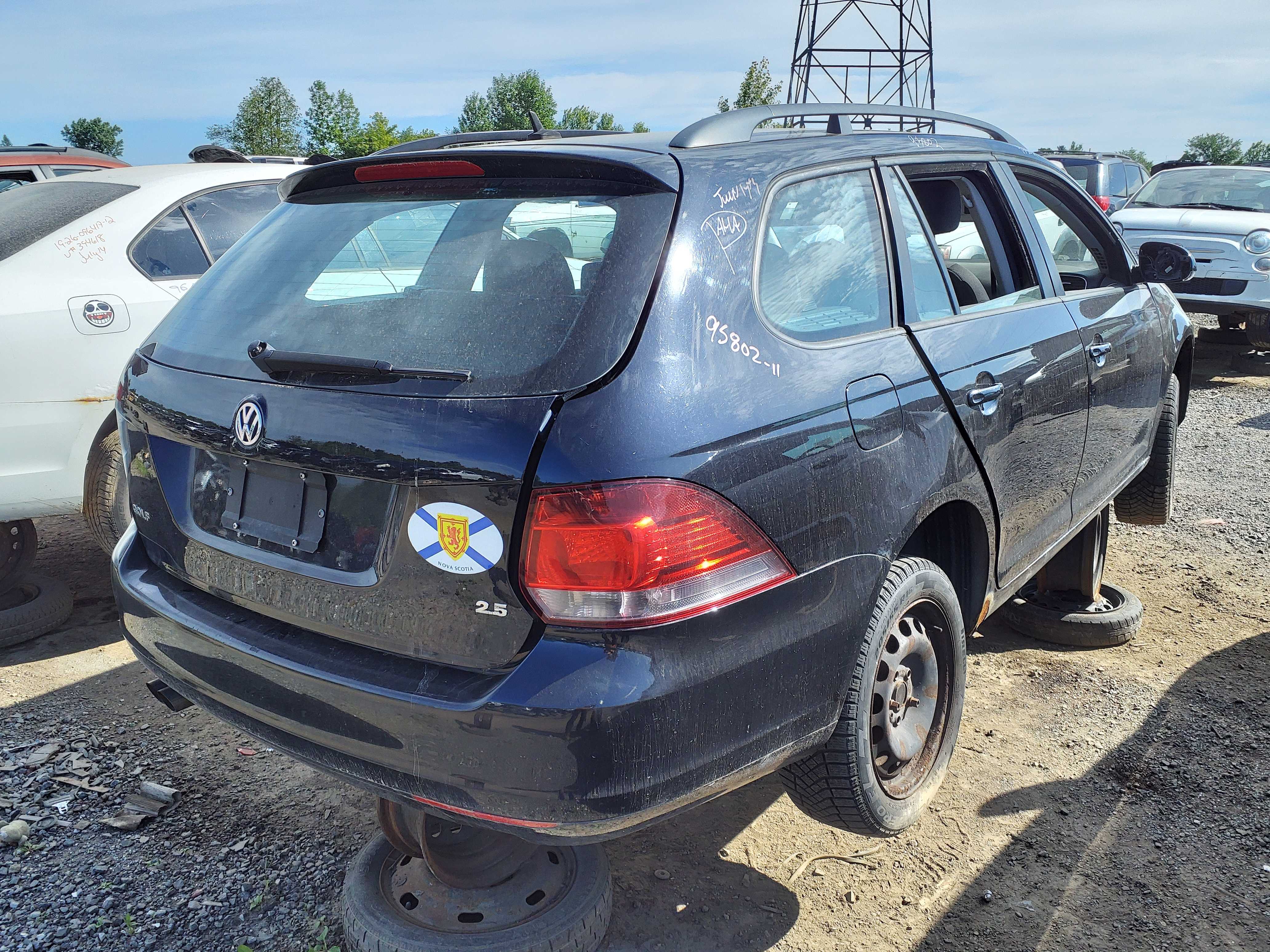 VOLKSWAGEN JETTA 2011