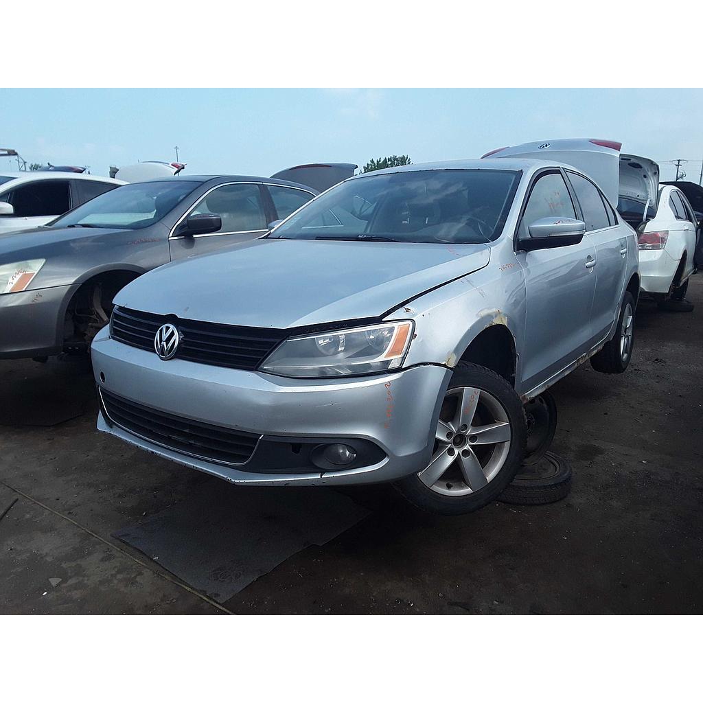 VOLKSWAGEN JETTA 2011