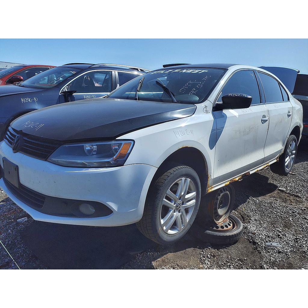 VOLKSWAGEN JETTA 2011