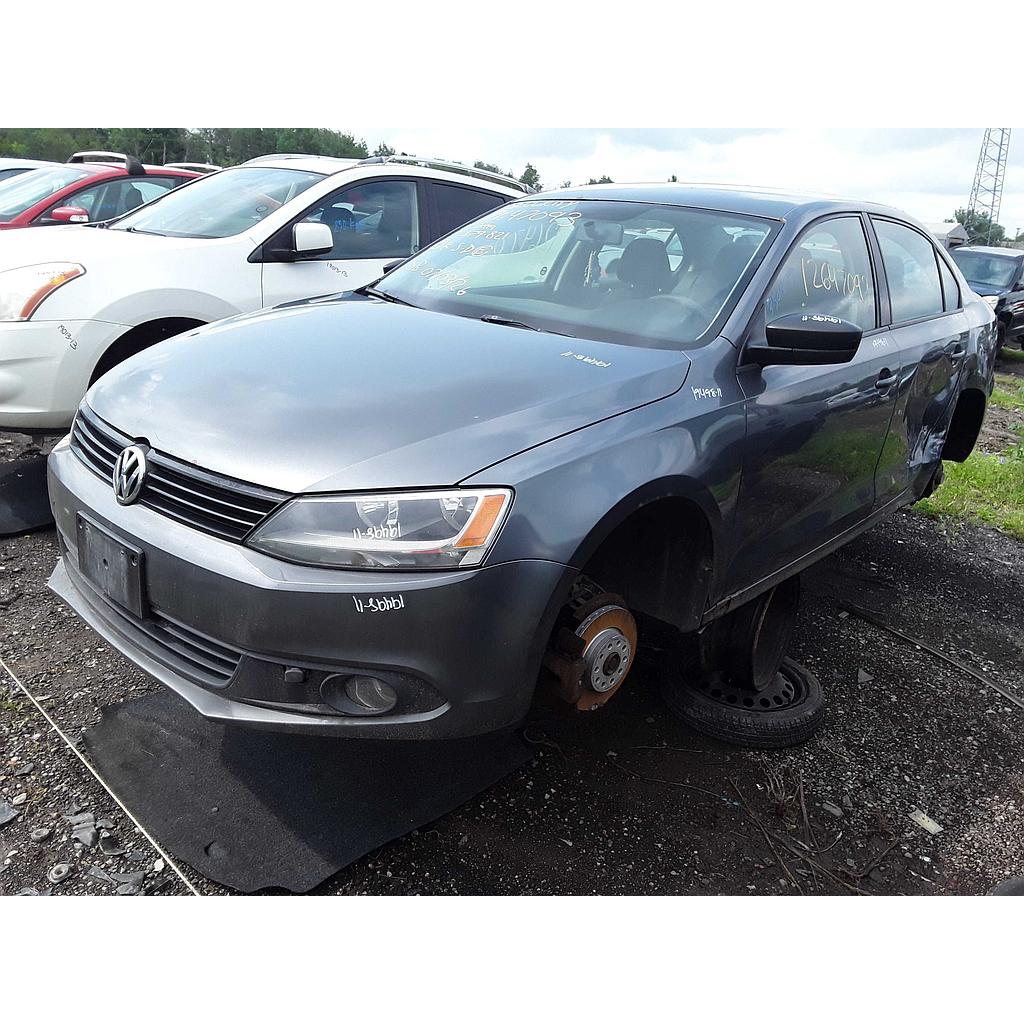 VOLKSWAGEN JETTA 2011