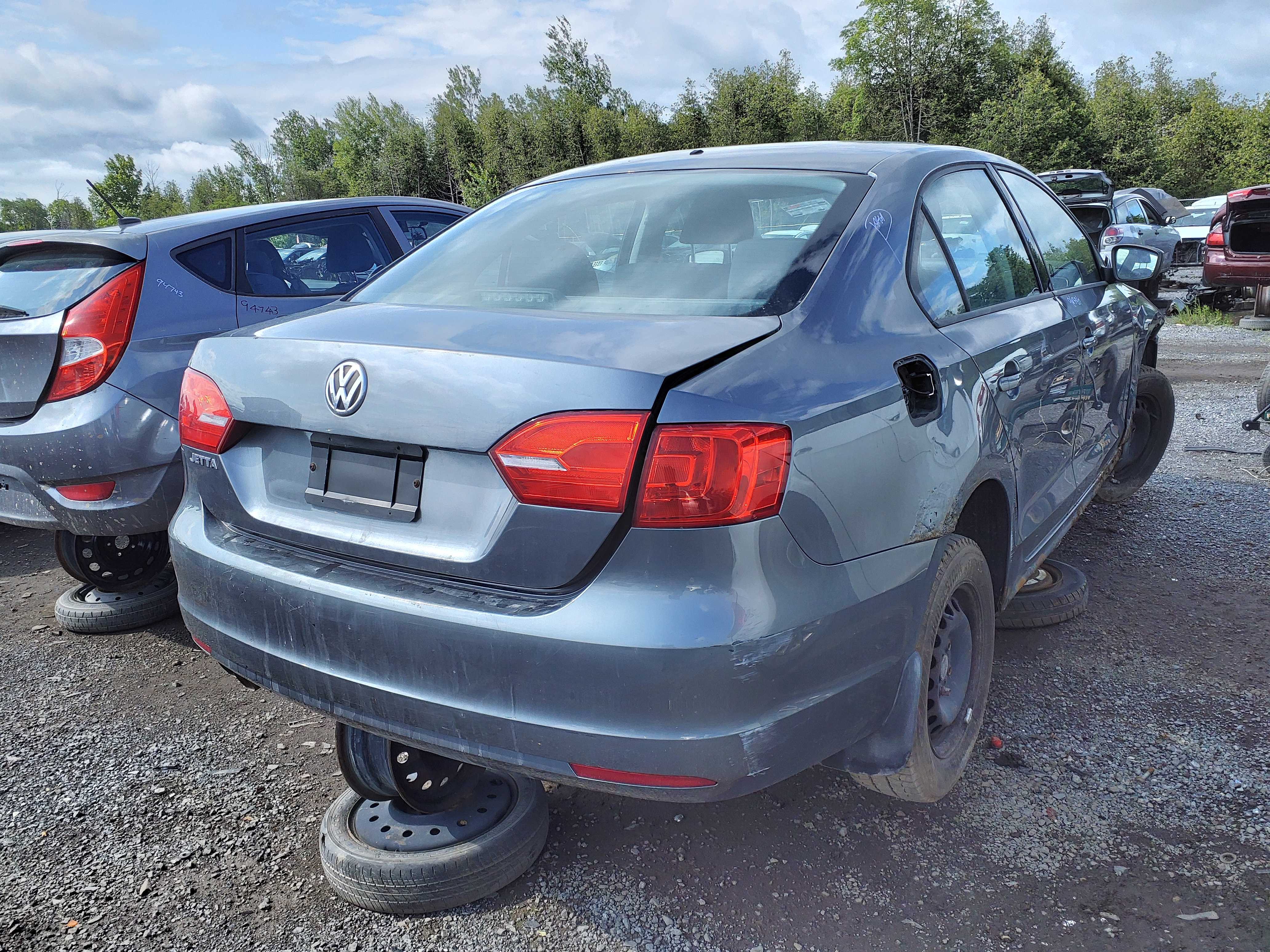 VOLKSWAGEN JETTA 2012