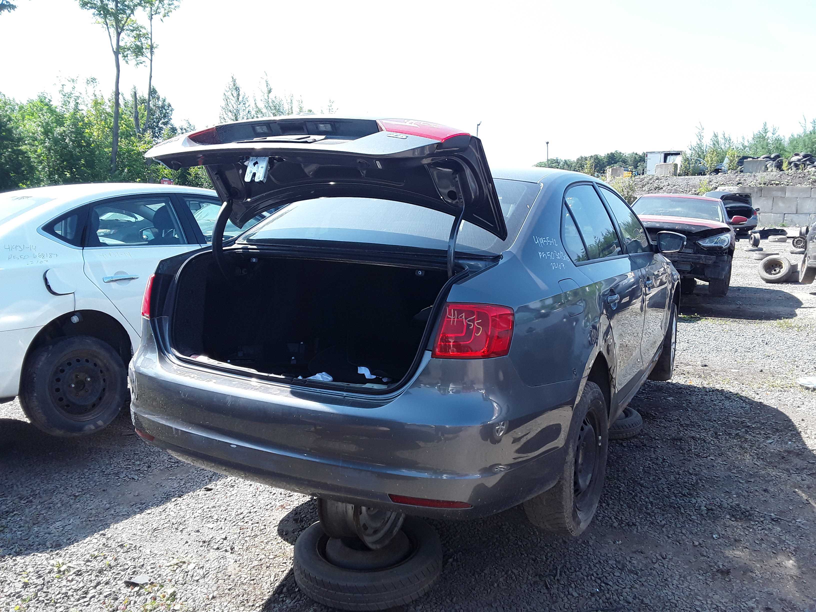 VOLKSWAGEN JETTA 2012