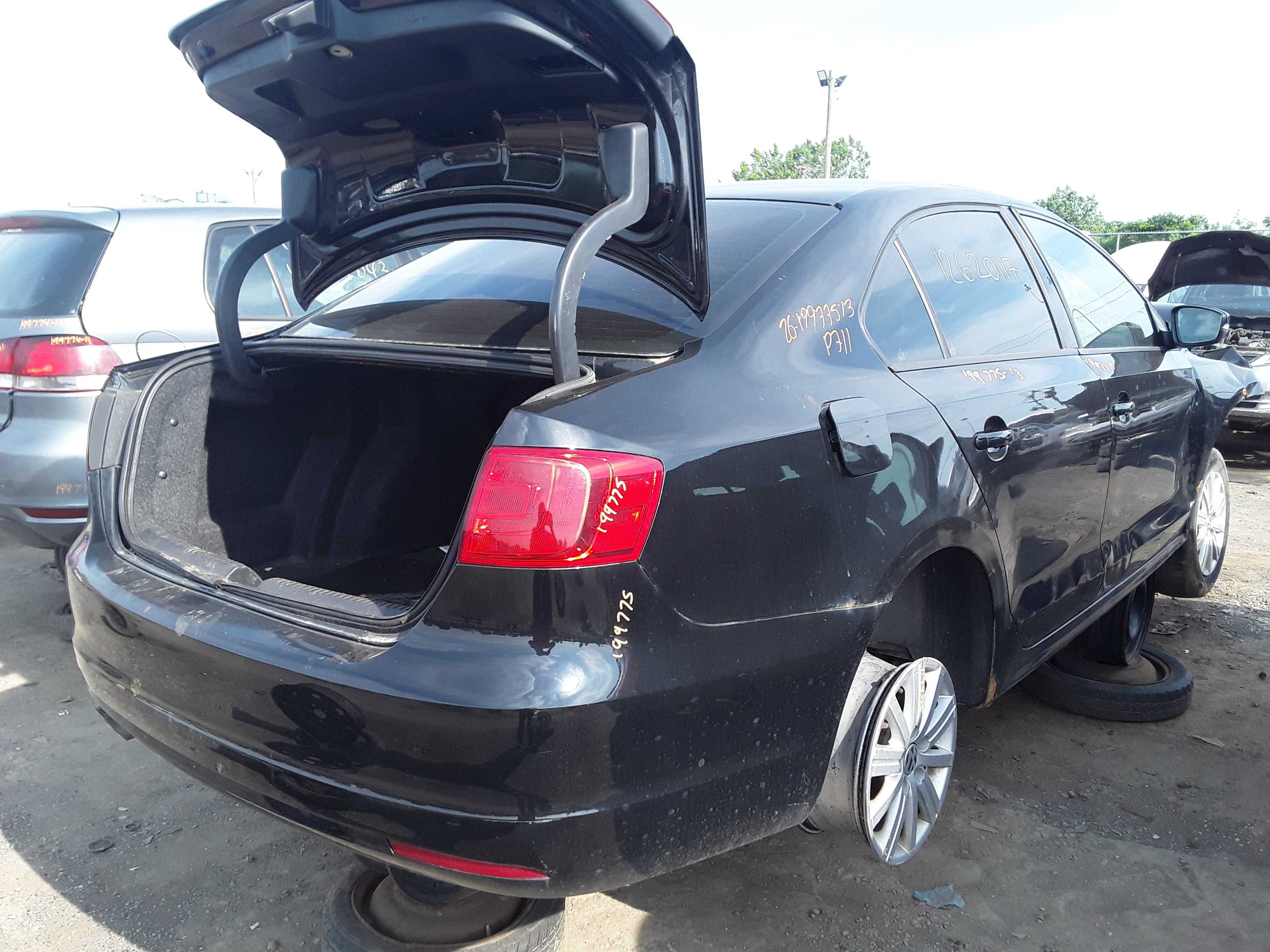VOLKSWAGEN JETTA 2013