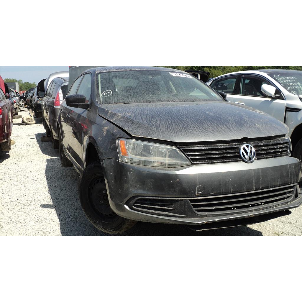 VOLKSWAGEN JETTA 2013