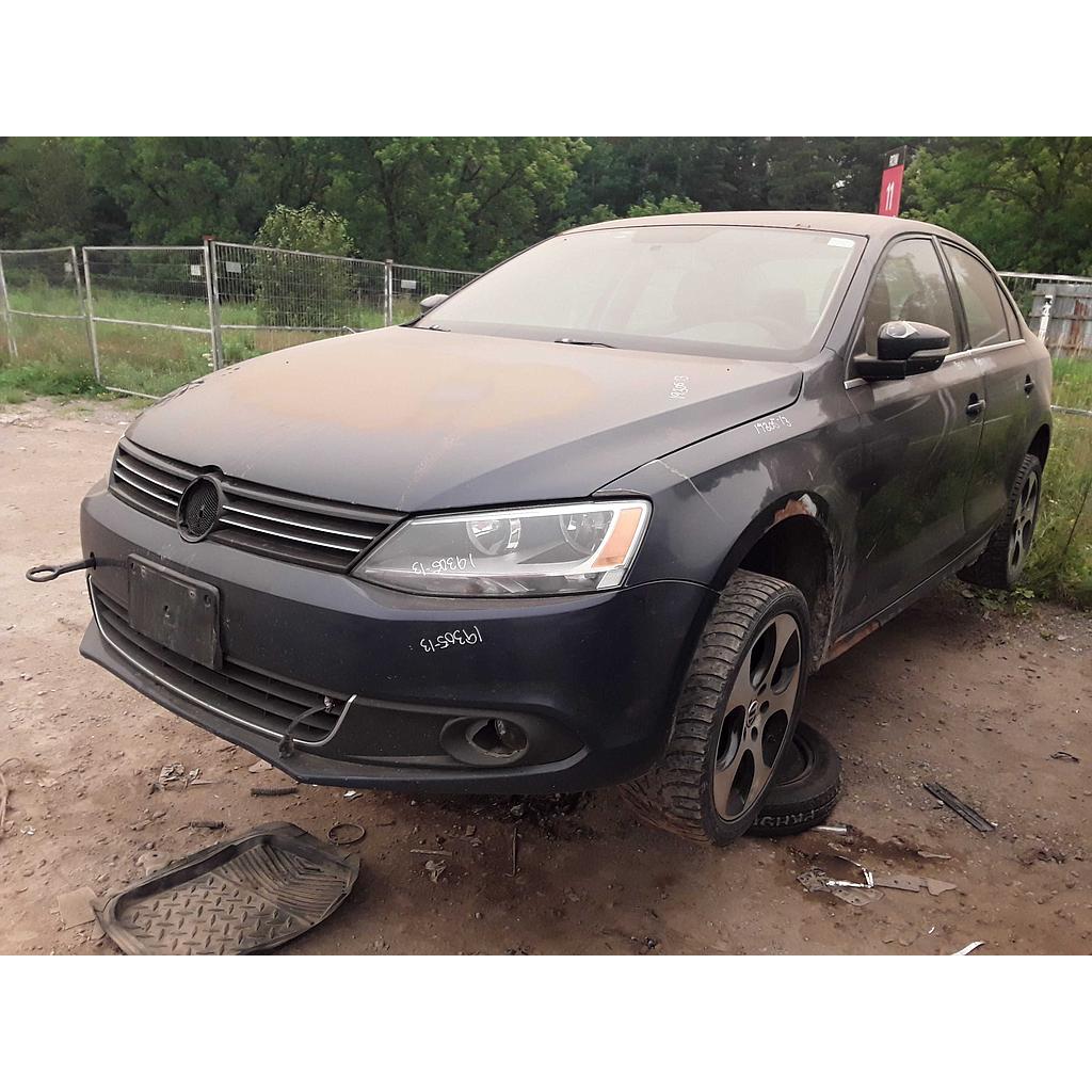 VOLKSWAGEN JETTA 2013
