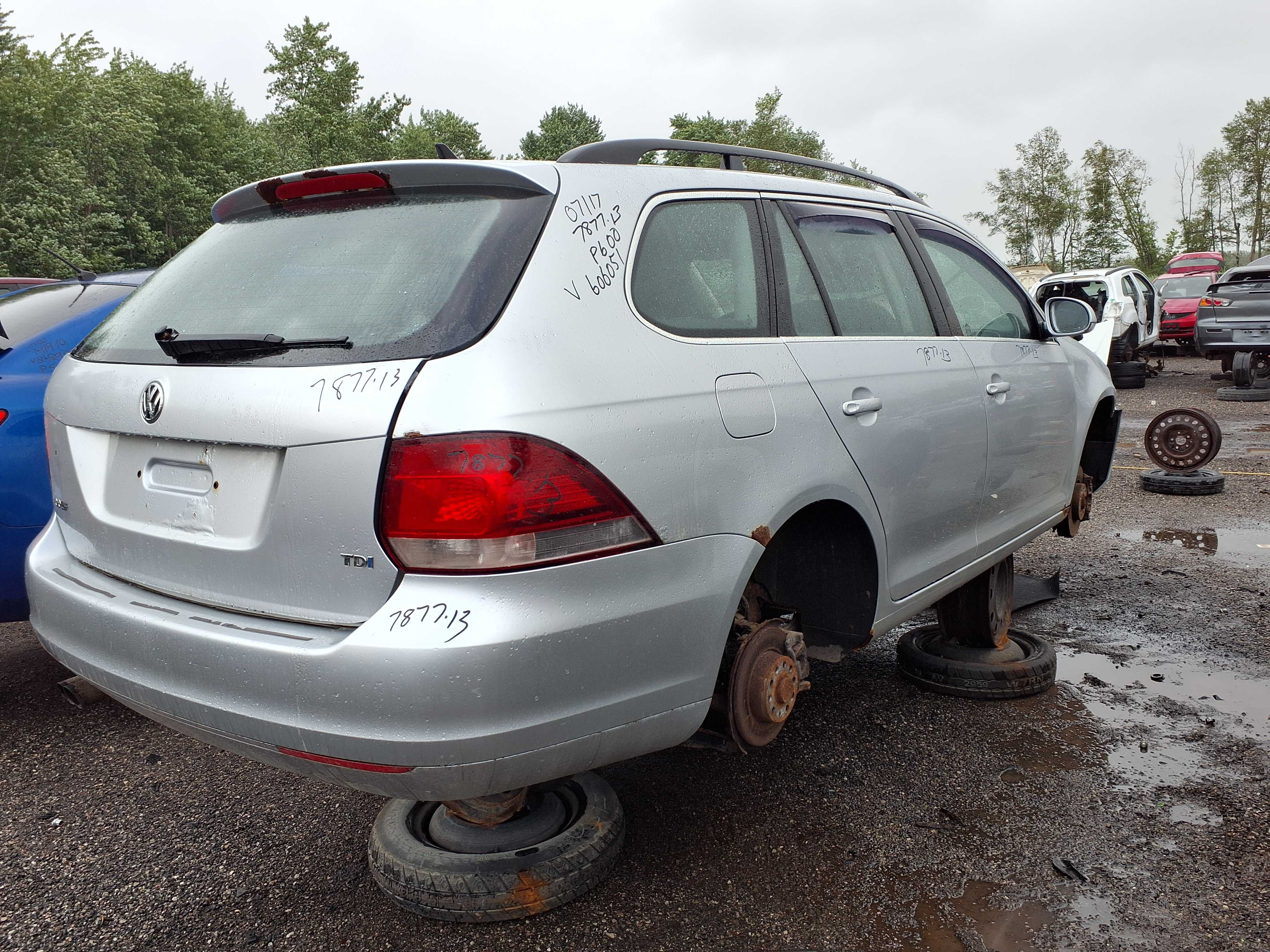 VOLKSWAGEN JETTA 2013