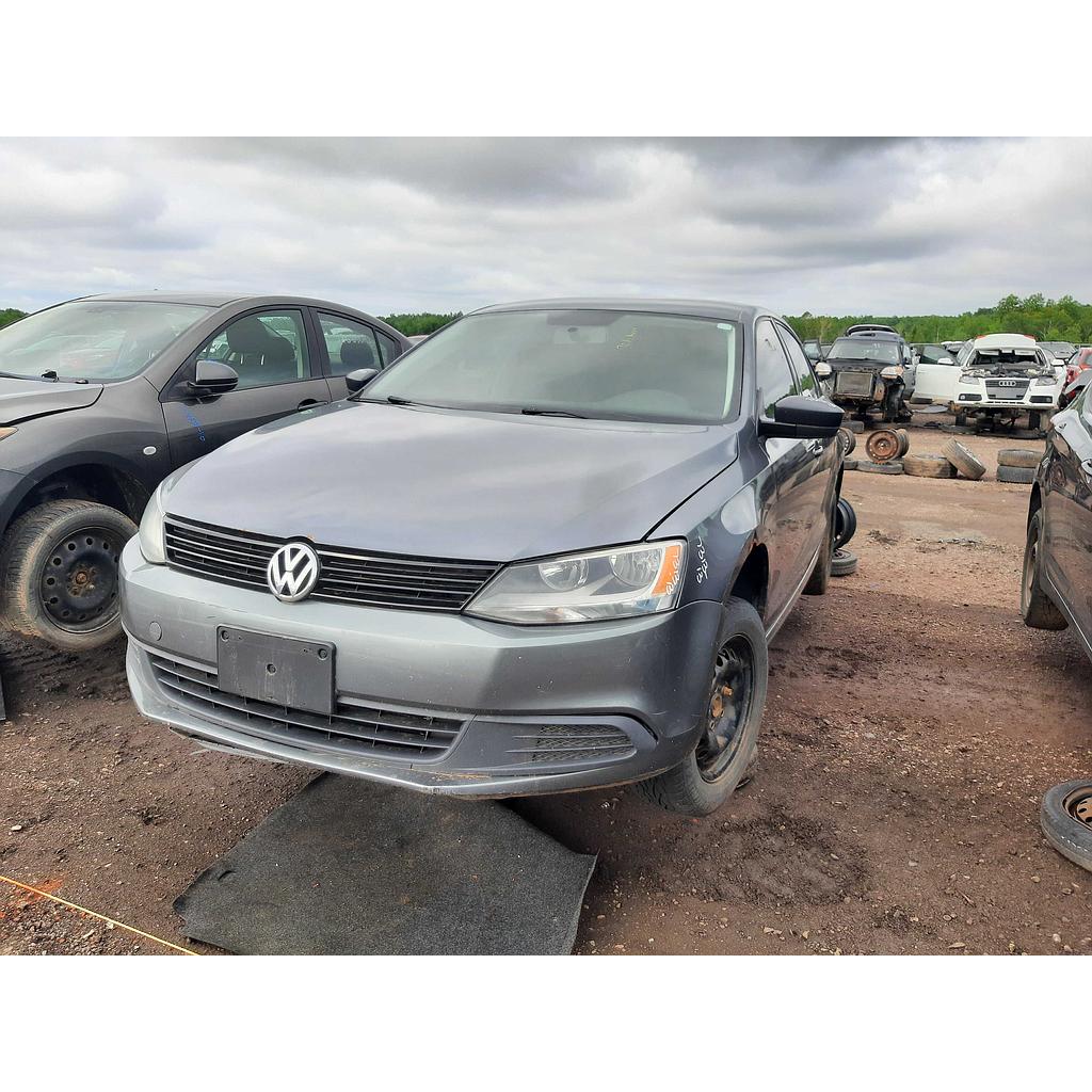 VOLKSWAGEN JETTA 2013