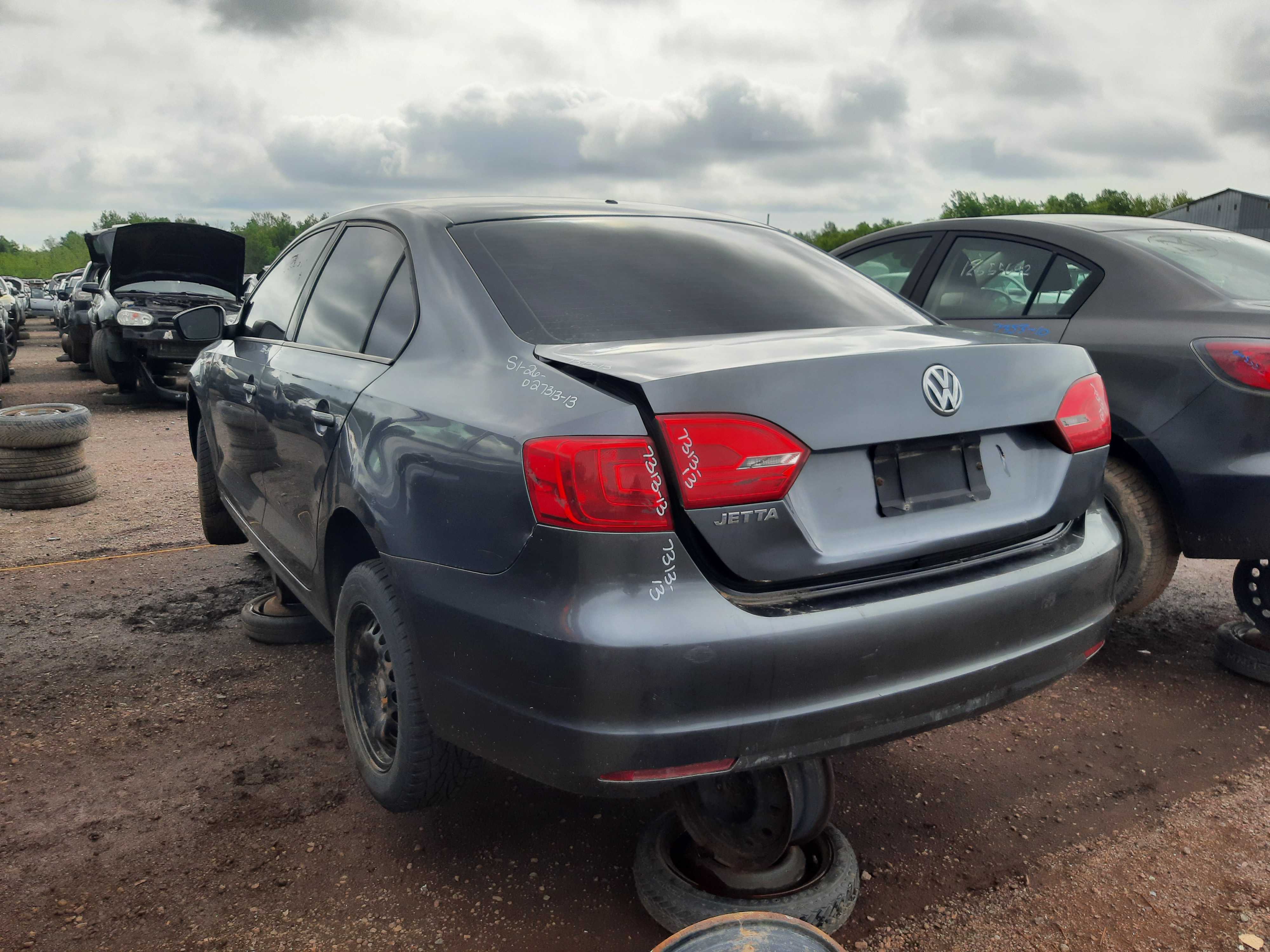 VOLKSWAGEN JETTA 2013