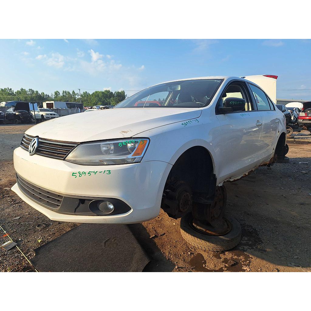 VOLKSWAGEN JETTA 2013