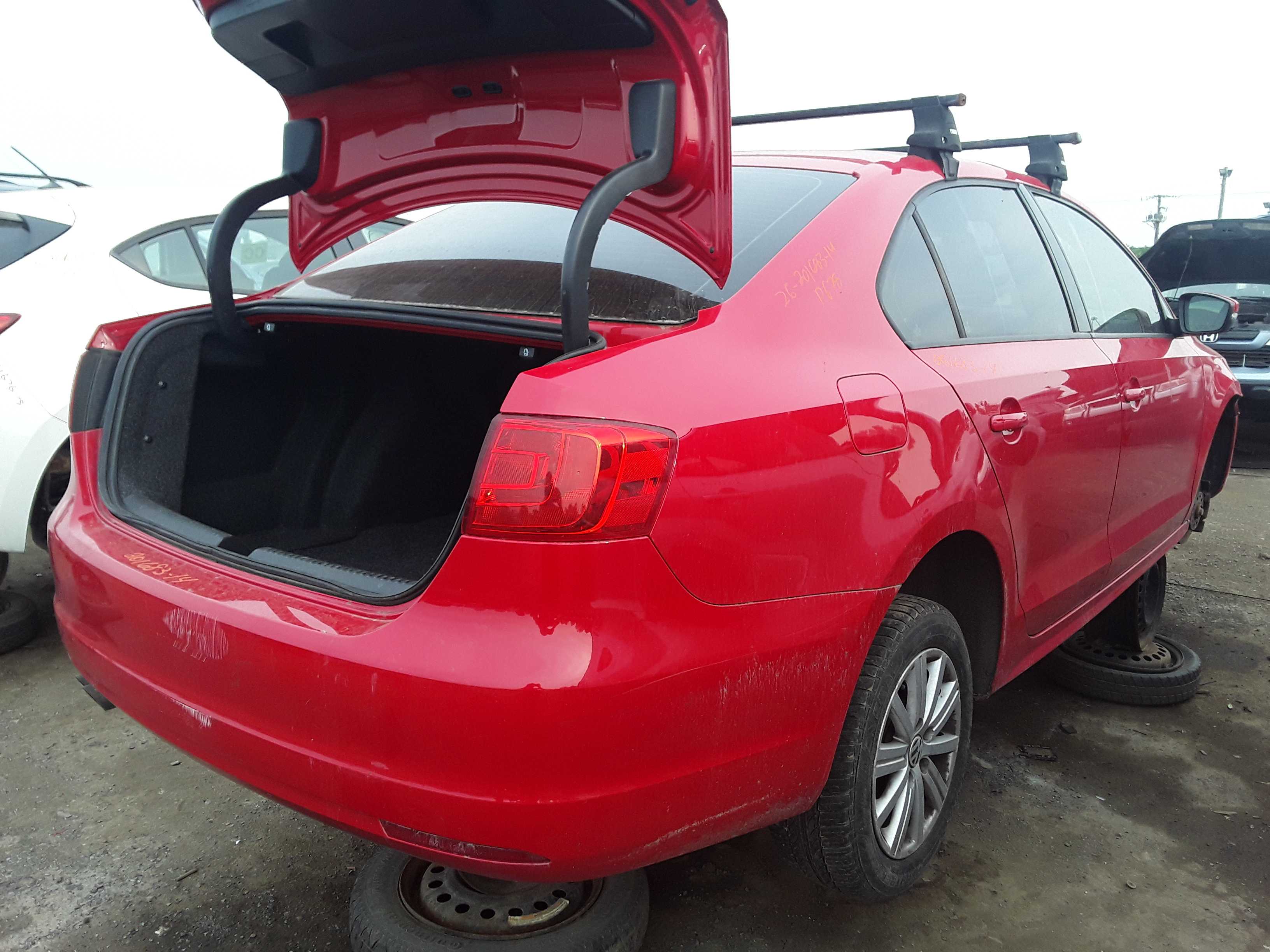 VOLKSWAGEN JETTA 2014