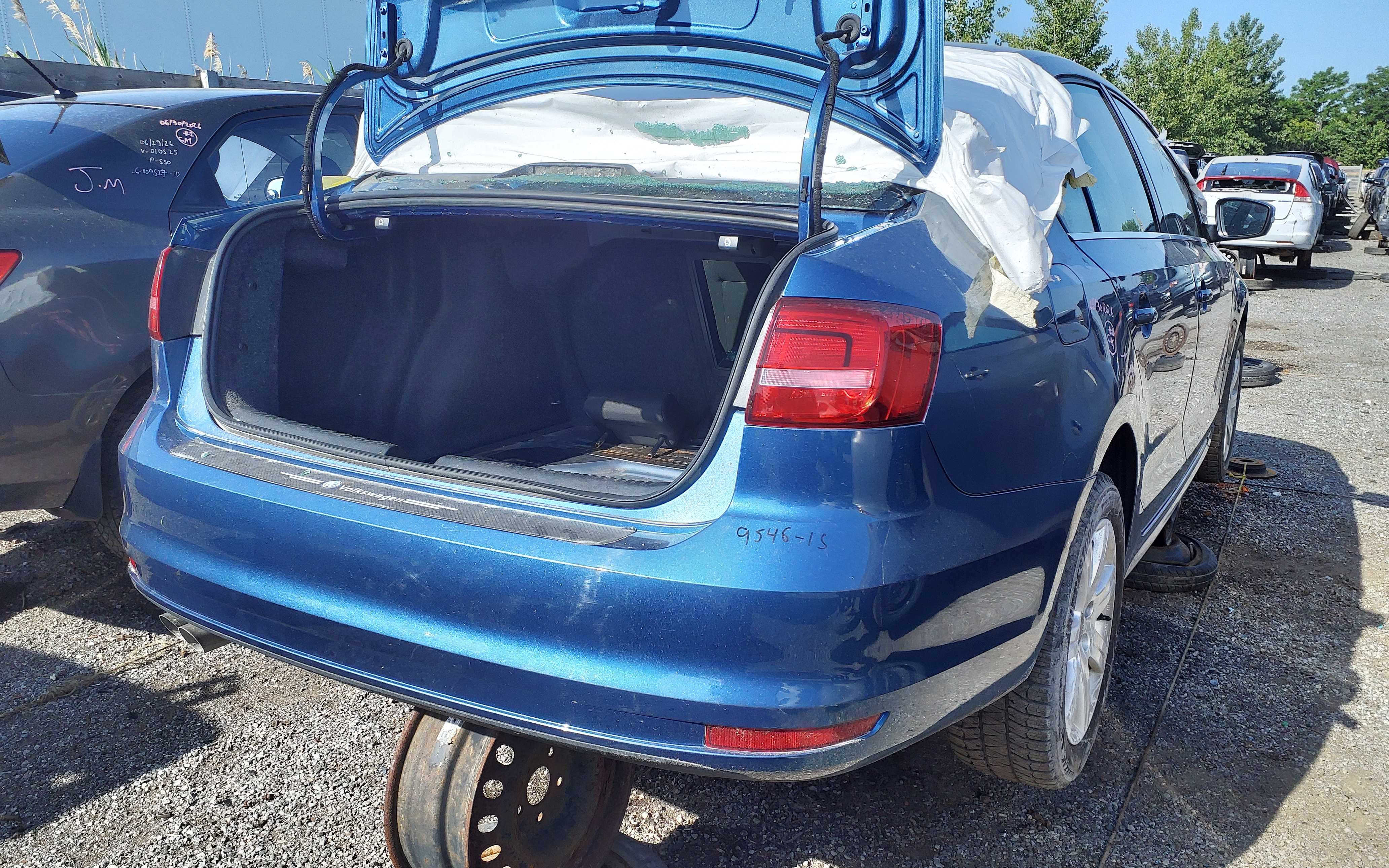 VOLKSWAGEN JETTA 2015