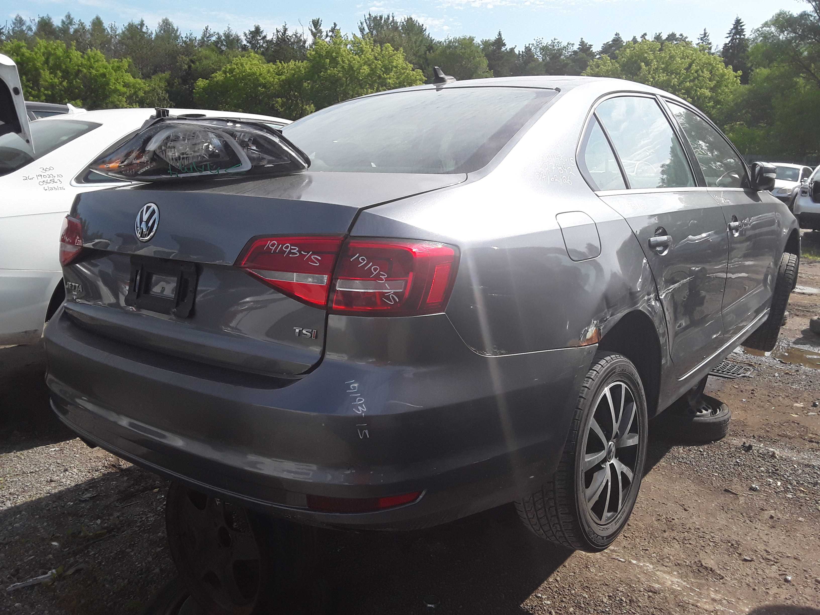 VOLKSWAGEN JETTA 2015