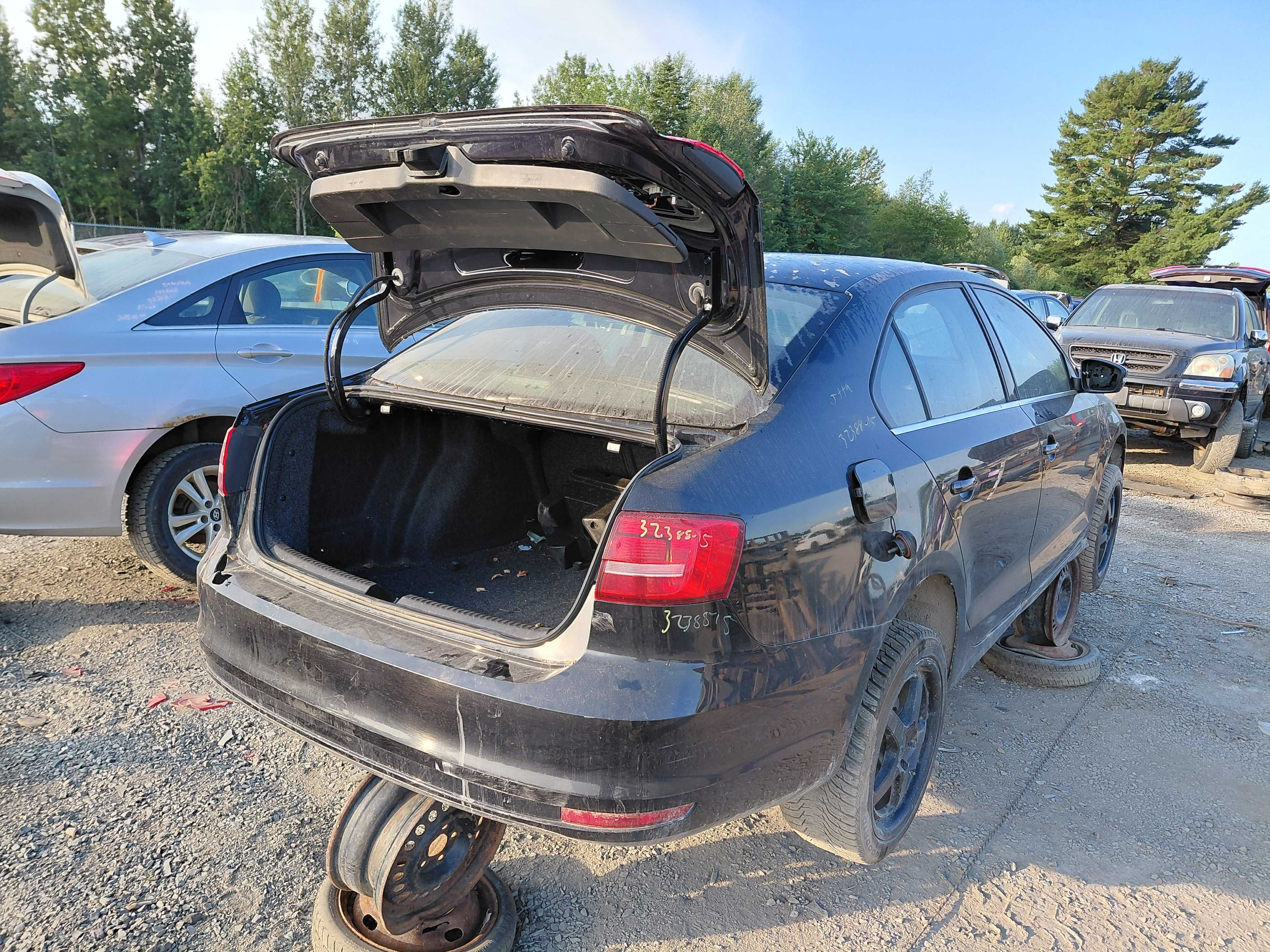 VOLKSWAGEN JETTA 2015