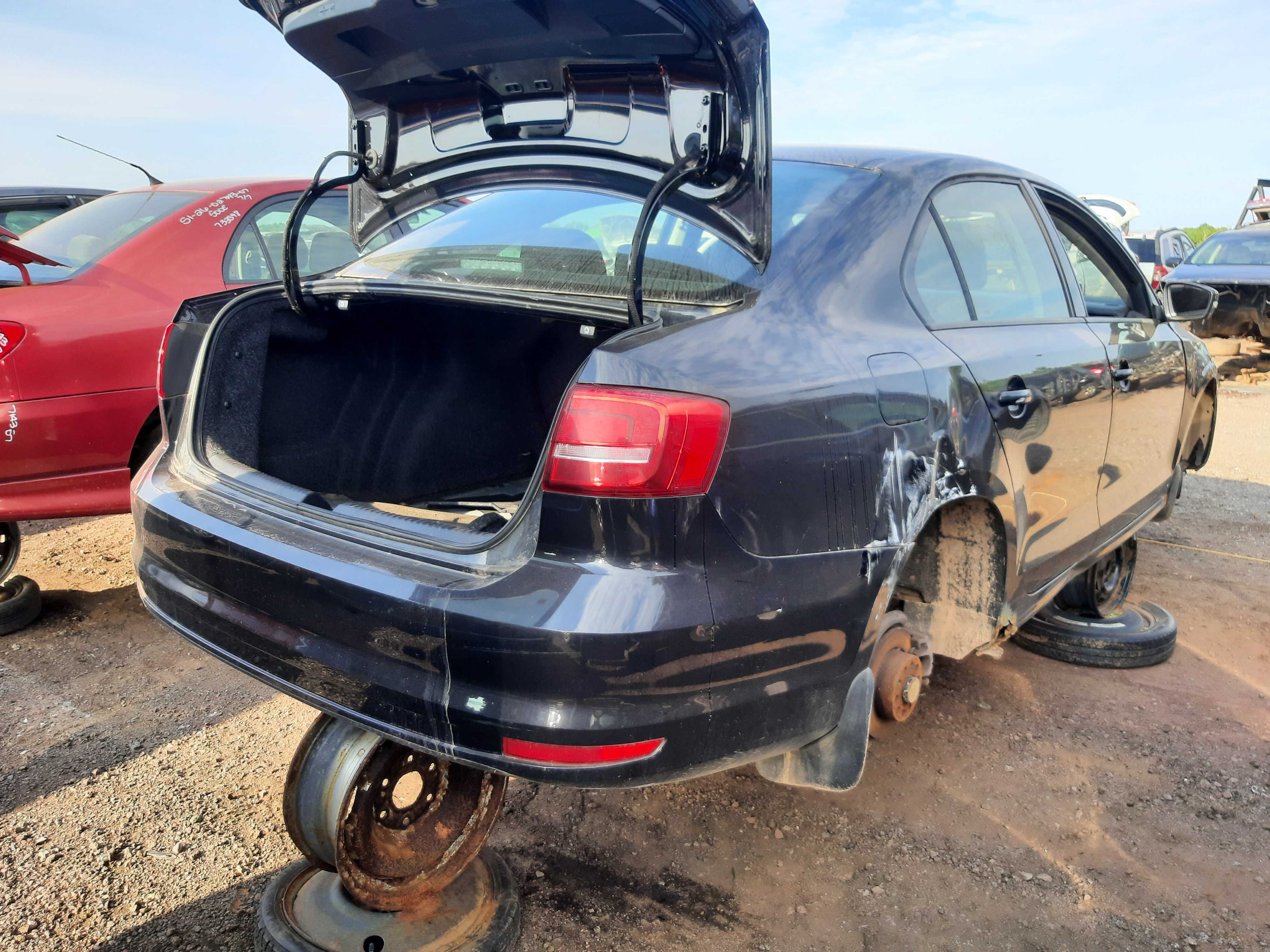 VOLKSWAGEN JETTA 2015