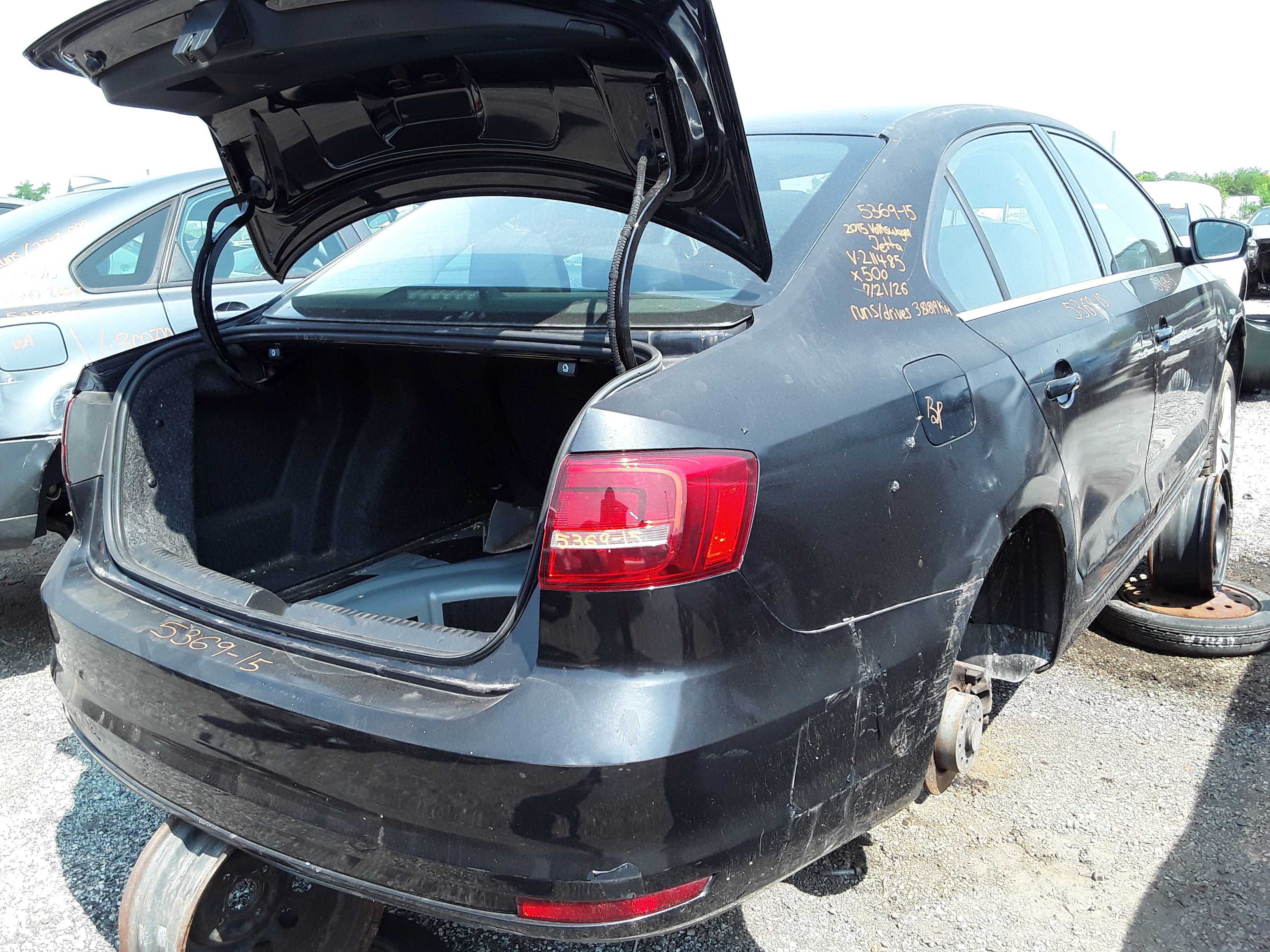 VOLKSWAGEN JETTA 2015