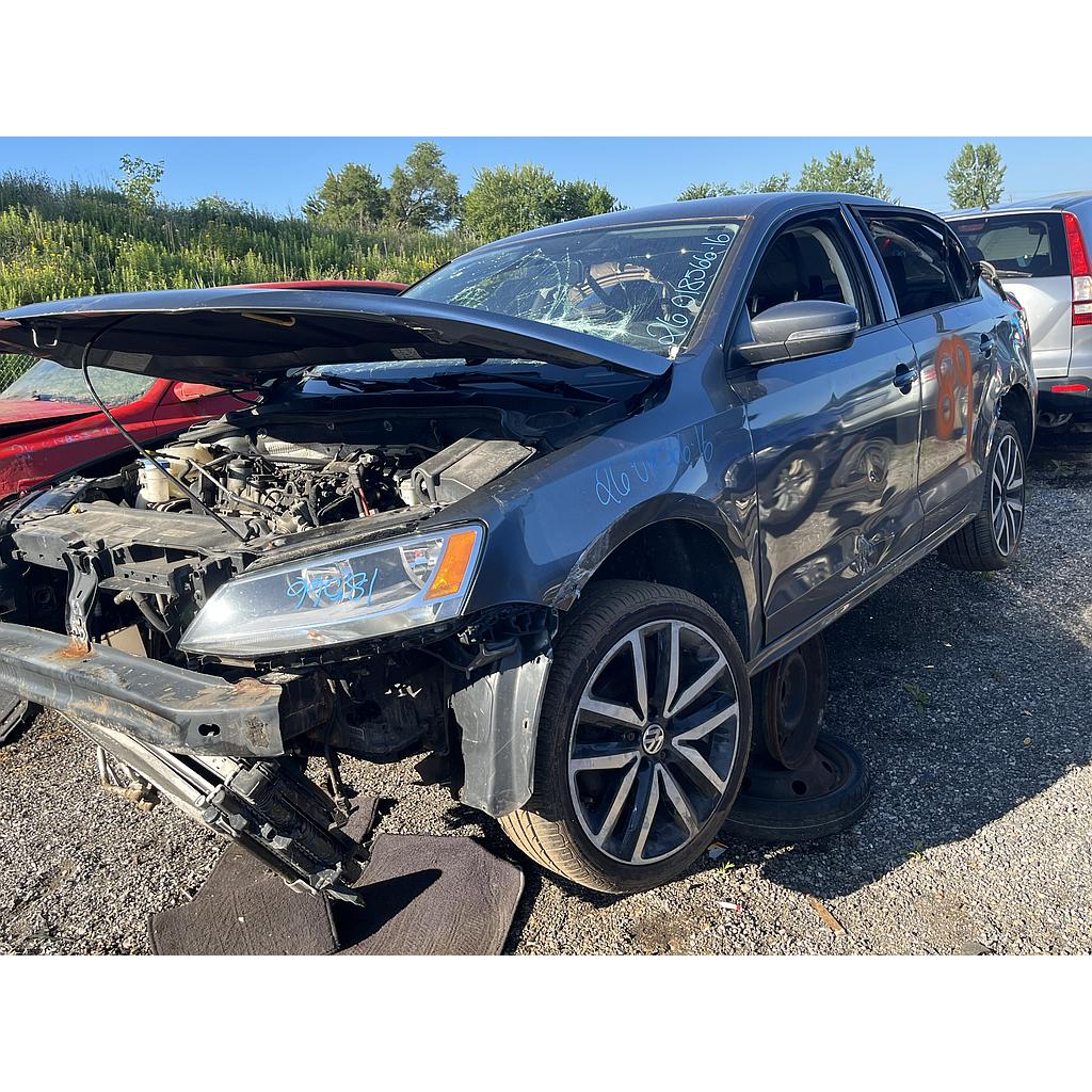 VOLKSWAGEN JETTA 2016