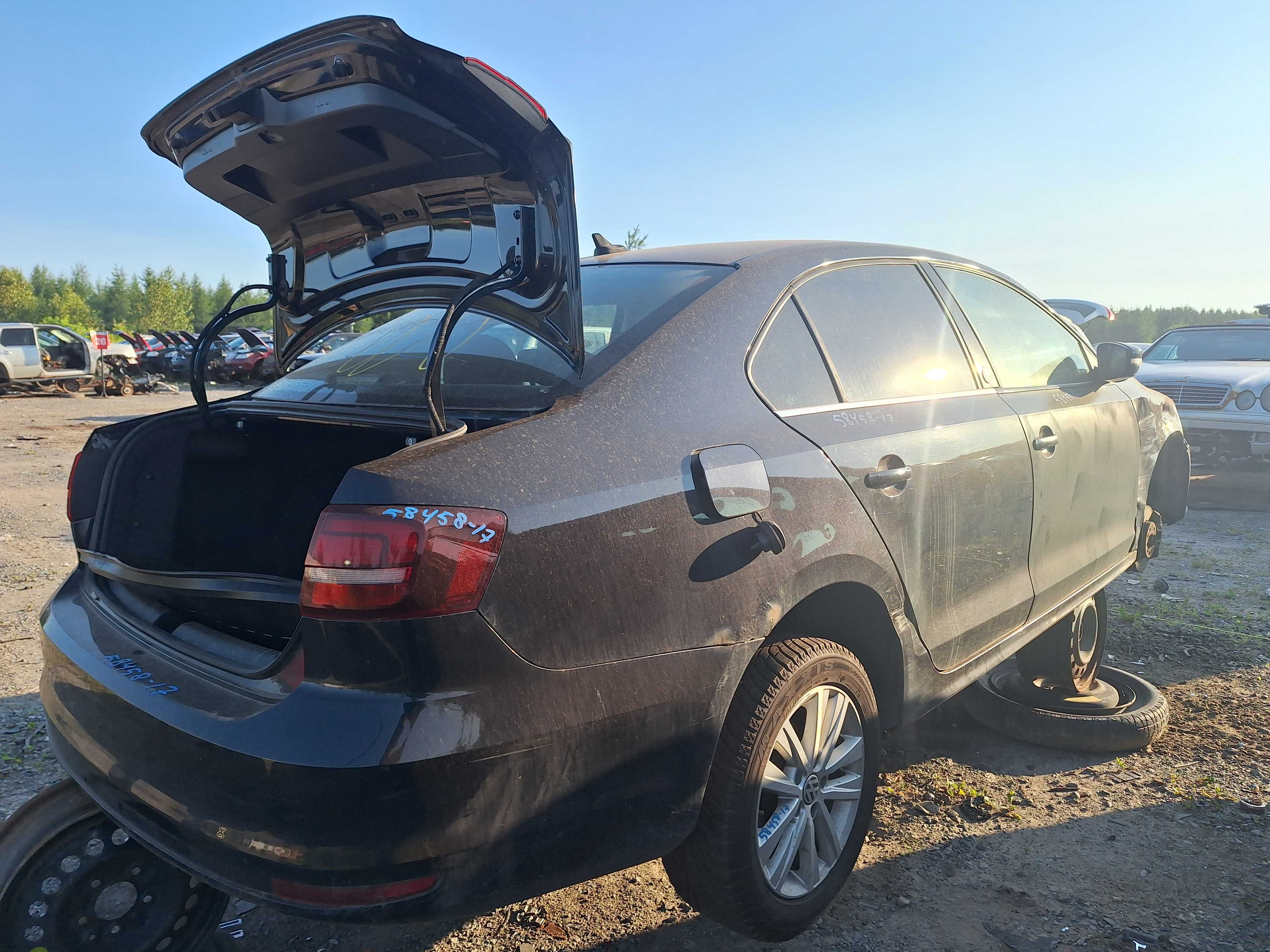 VOLKSWAGEN JETTA 2017