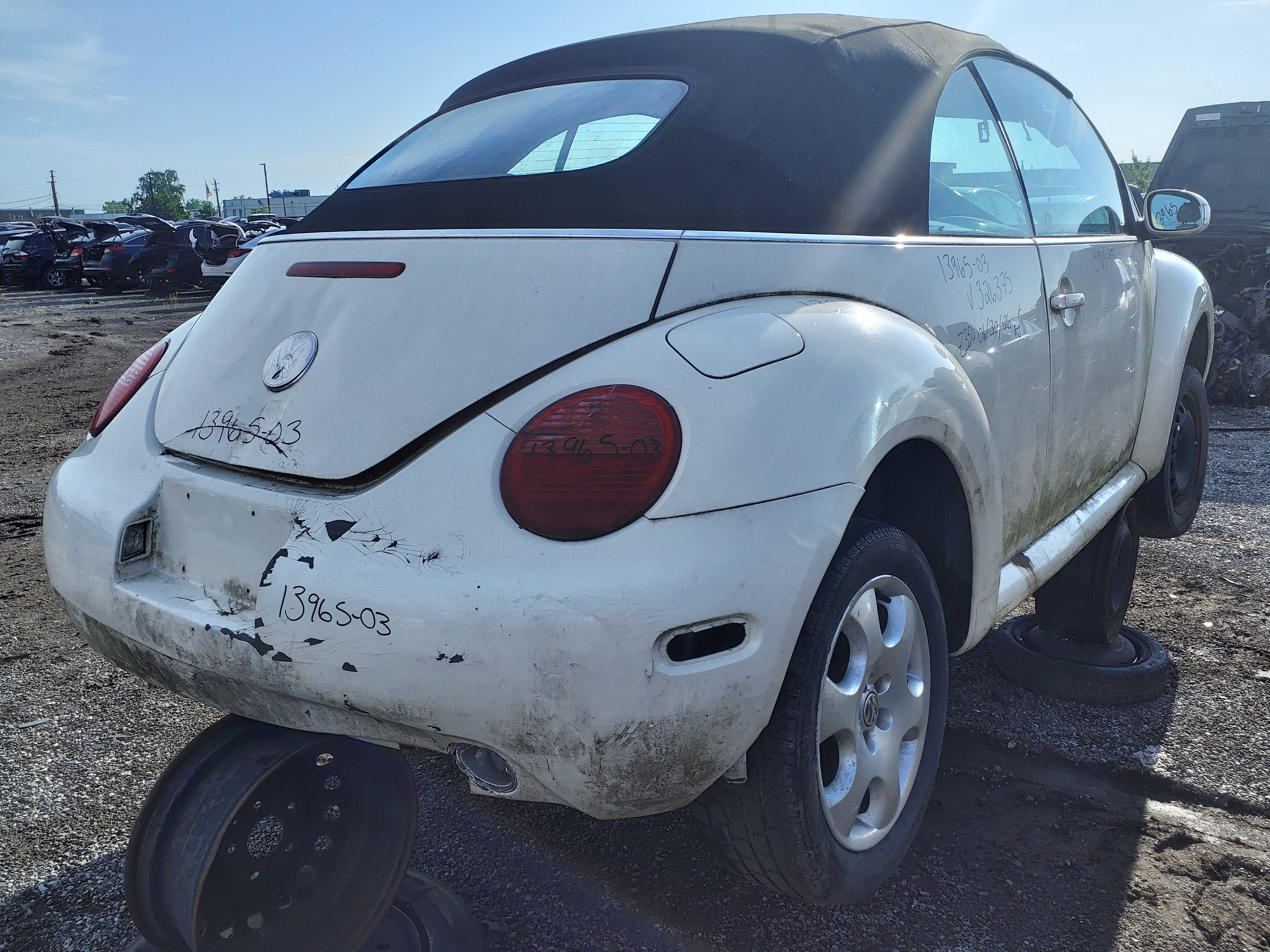 VOLKSWAGEN NEW BEETLE 2003