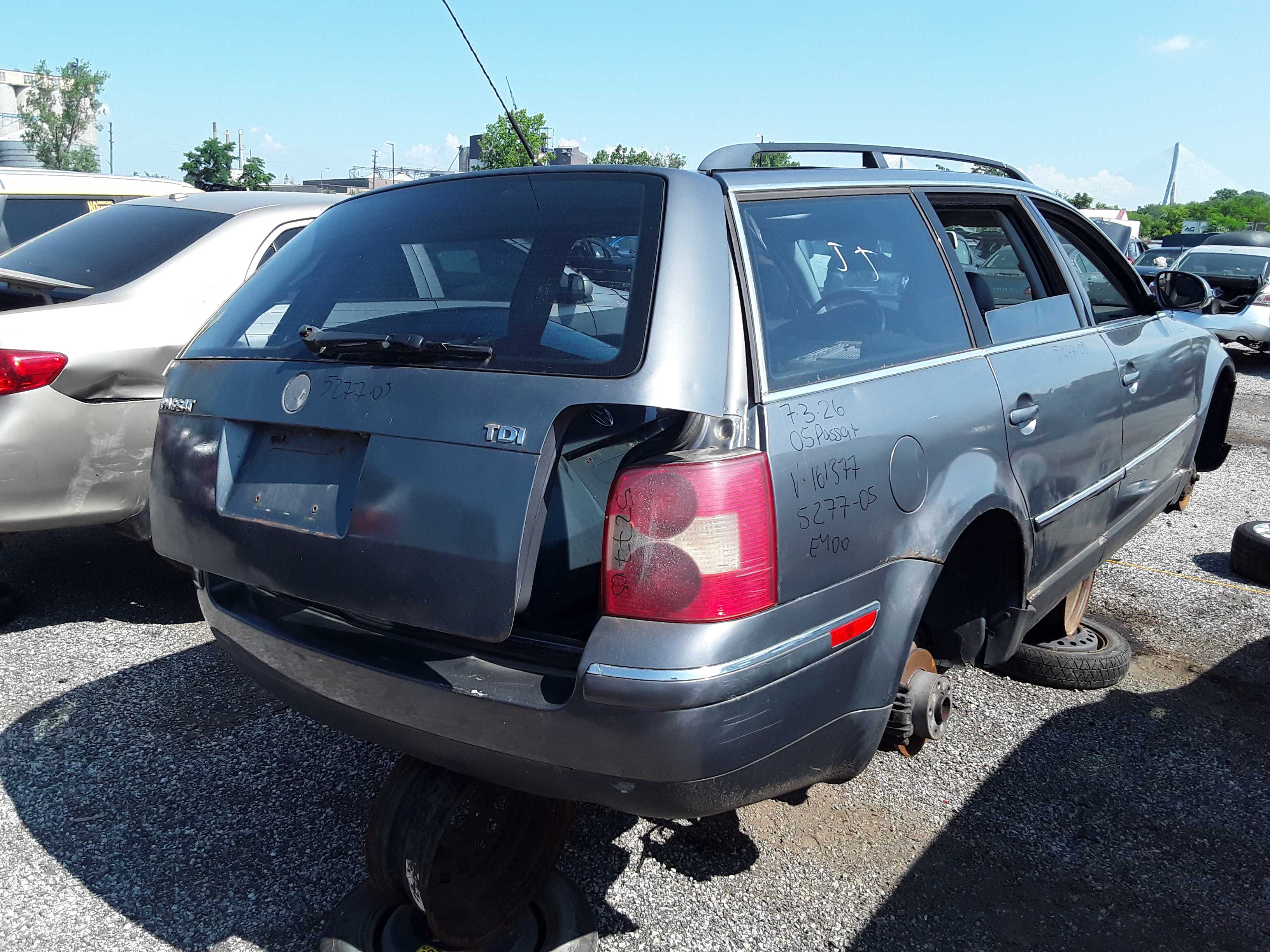 VOLKSWAGEN PASSAT 2005
