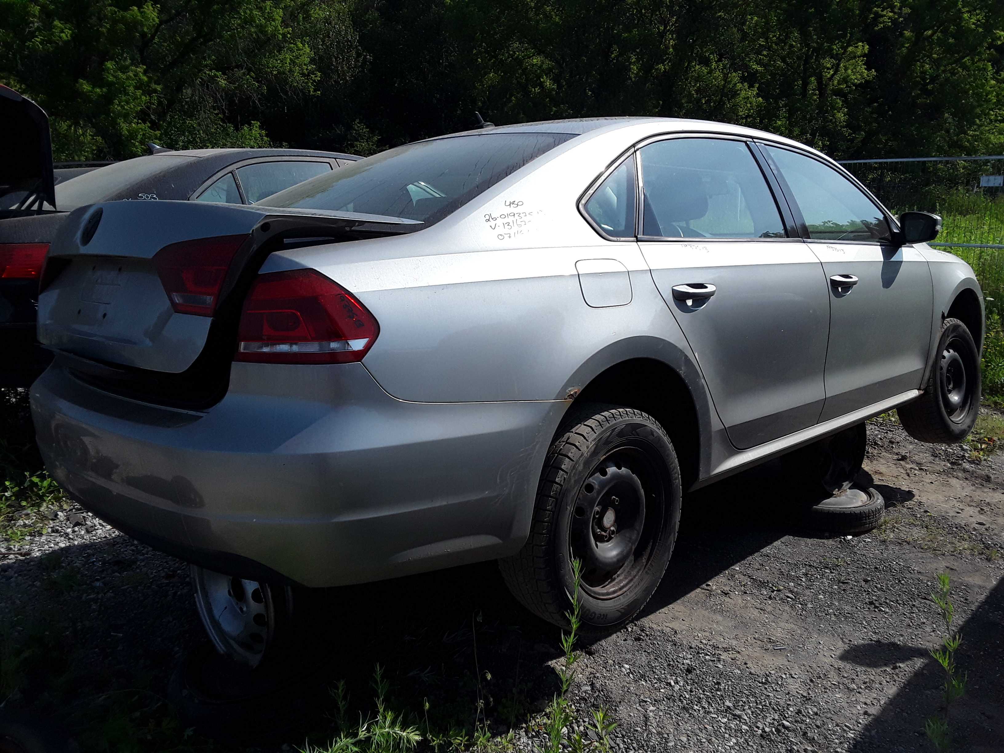 VOLKSWAGEN PASSAT 2013