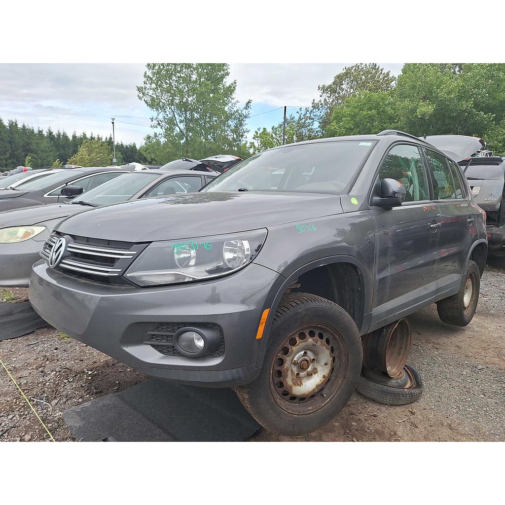 VOLKSWAGEN TIGUAN 2016