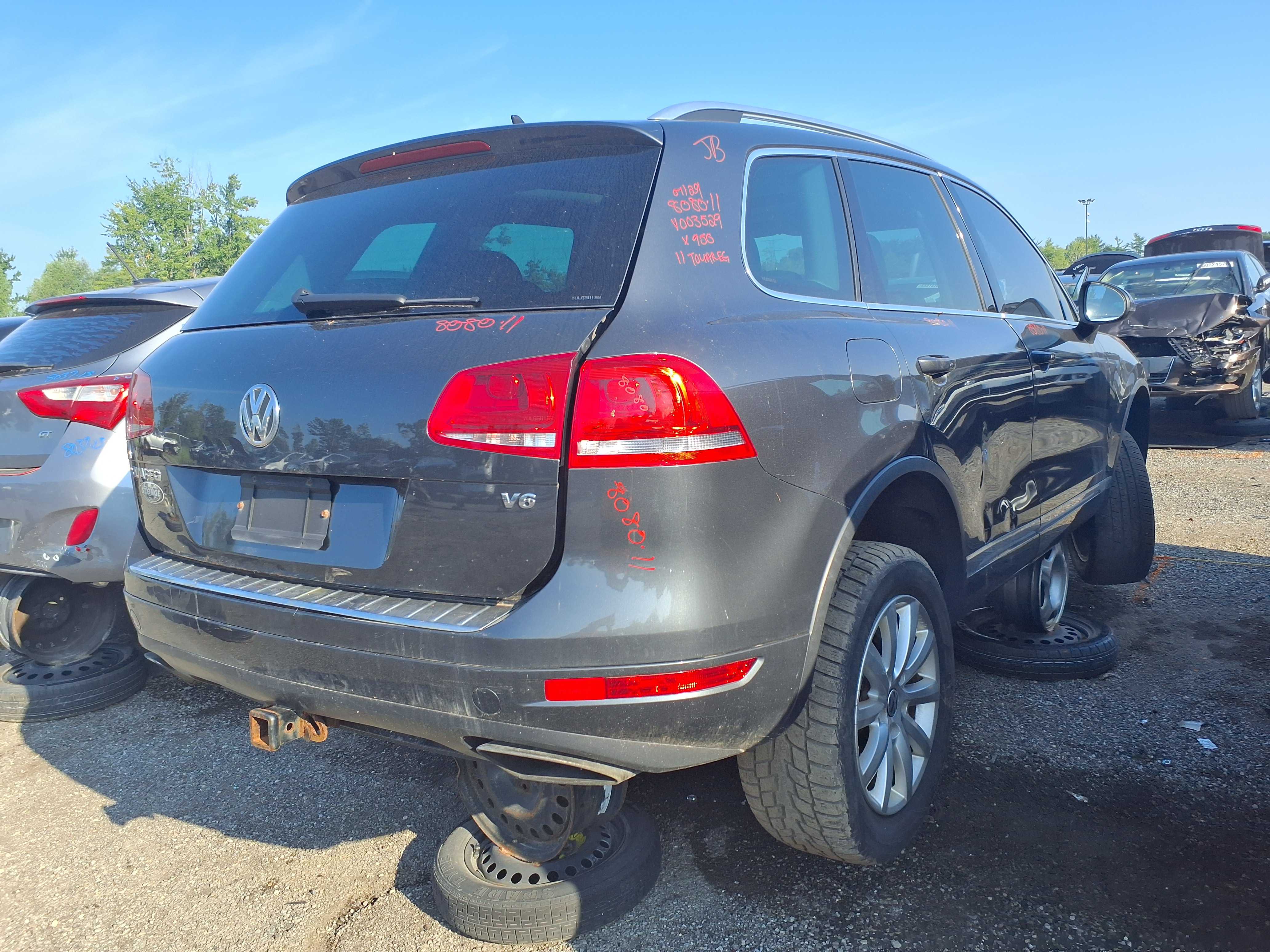 VOLKSWAGEN TOUAREG 2011