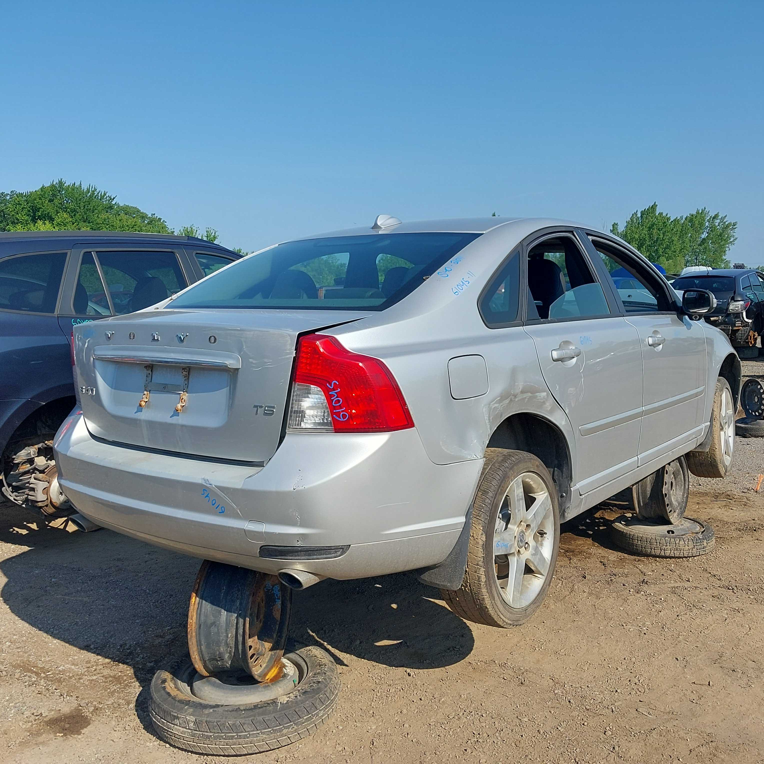 VOLVO S40 2011