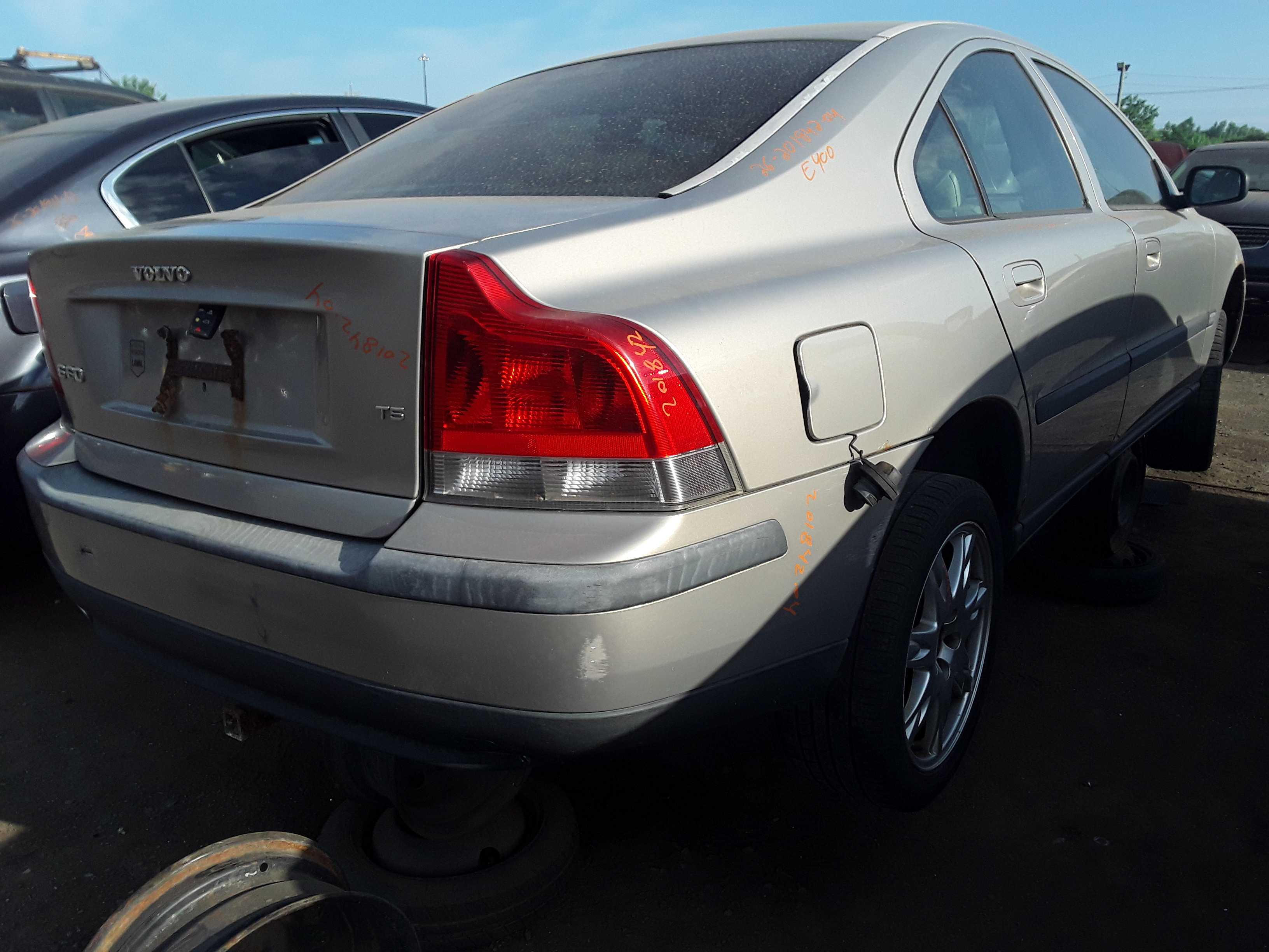 VOLVO S60 2004